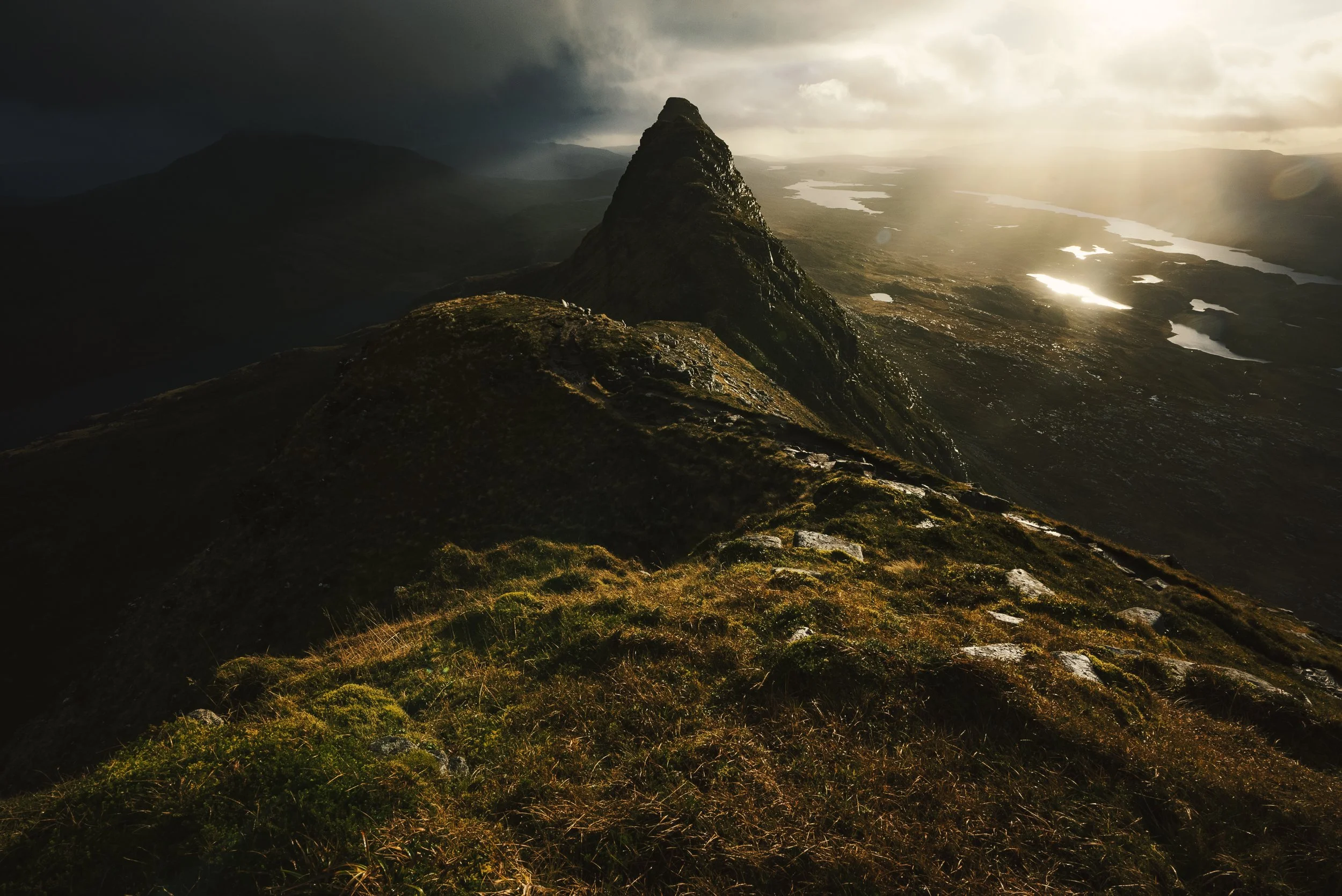 Scotland_2021_Mt_Suilven_Center_2.jpg