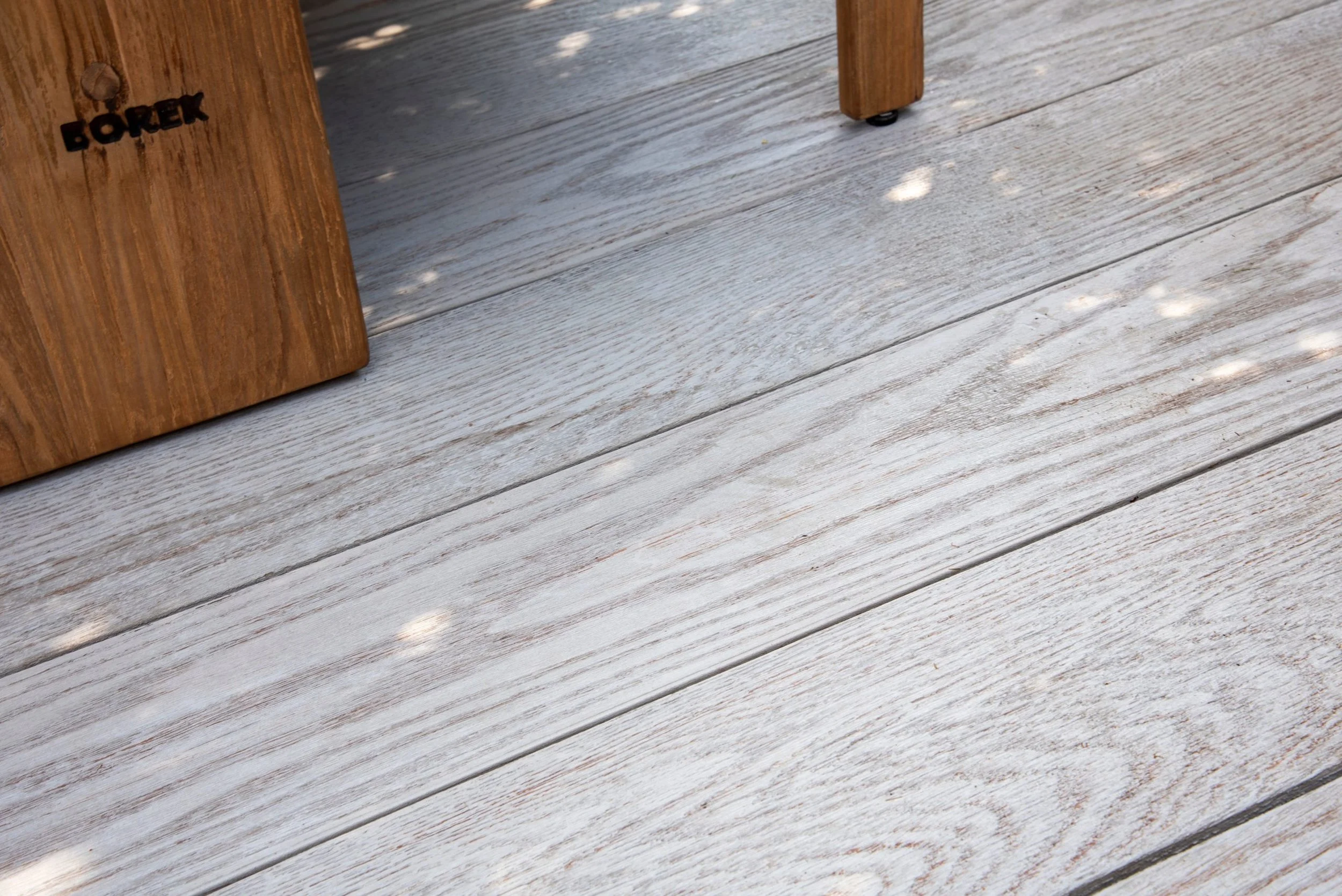 Close up photo of REDUX decking in Cashmere