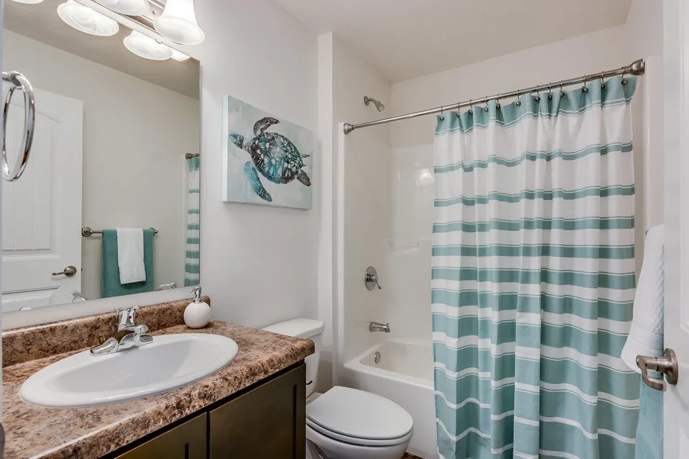 2nd Bathroom