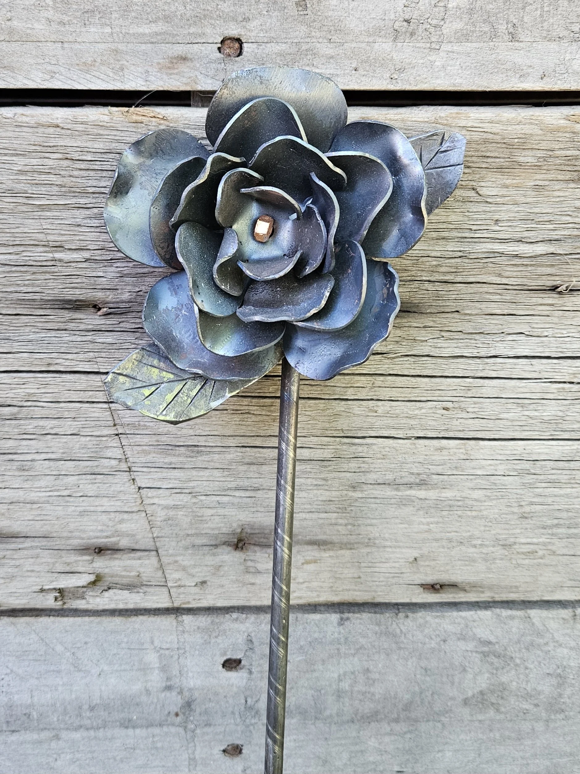 metal-garden-flower-decorative.jpg