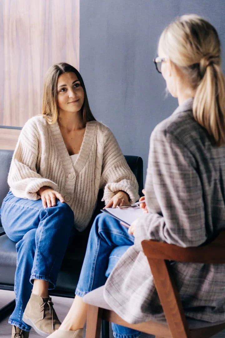 girl in counseling