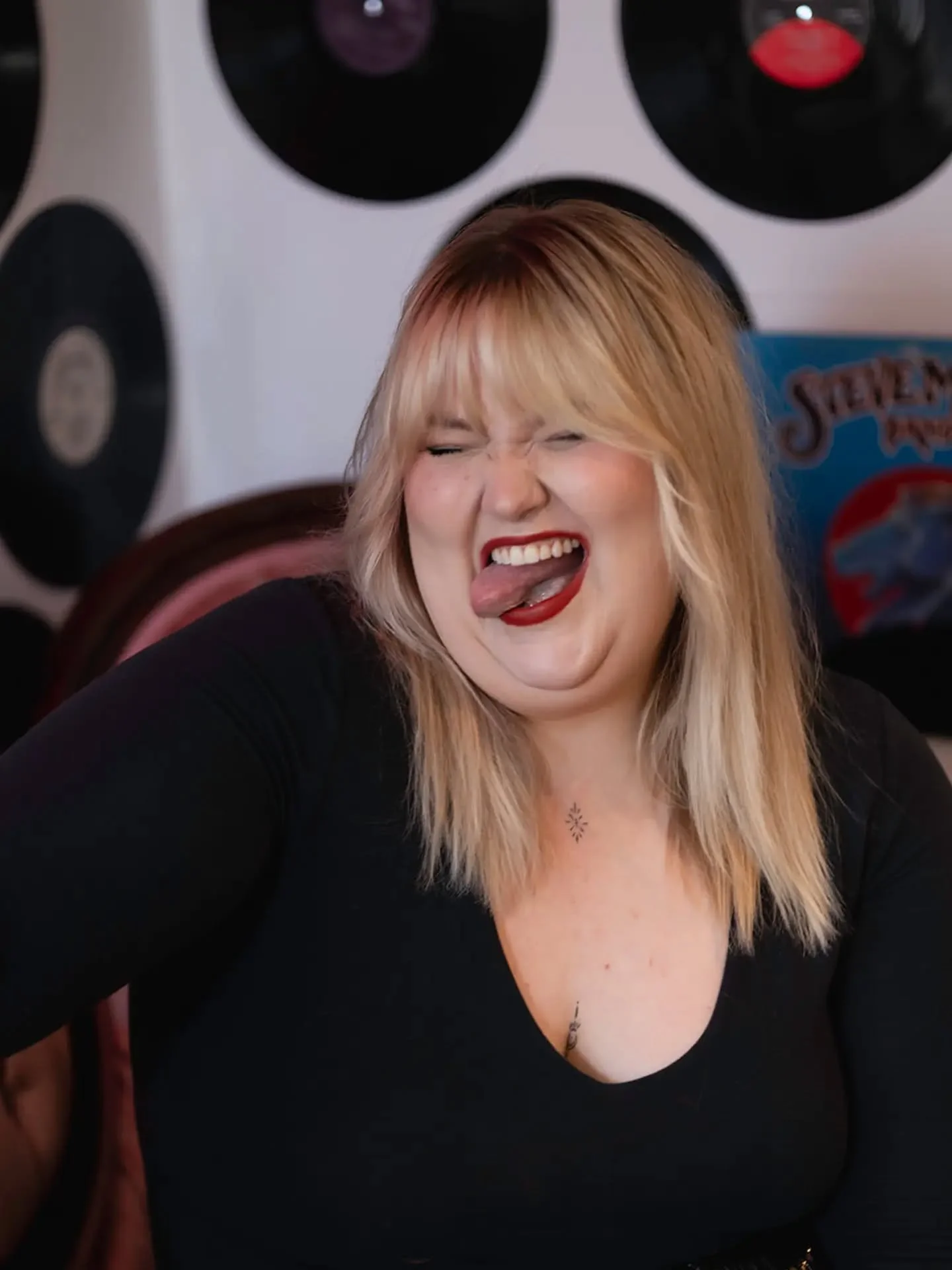 You can care deeply about your craft and enjoy your day.
We refuse to believe those things are mutually exclusive.
Eleven was built for stylists who love what they do, and want to keep loving it.
Strong work.
Good energy.
High standards.
That balance