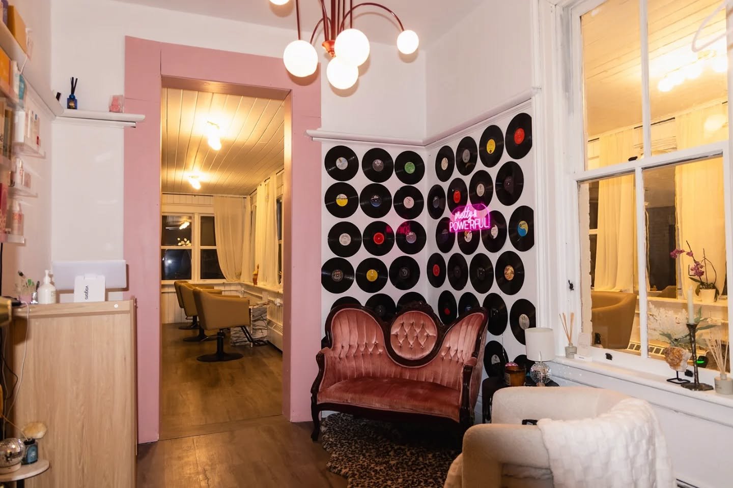 Throwing our hat in the ring here

#btconeshot2026_salondecor #btconeshot2026 @behindthechair_oneshot