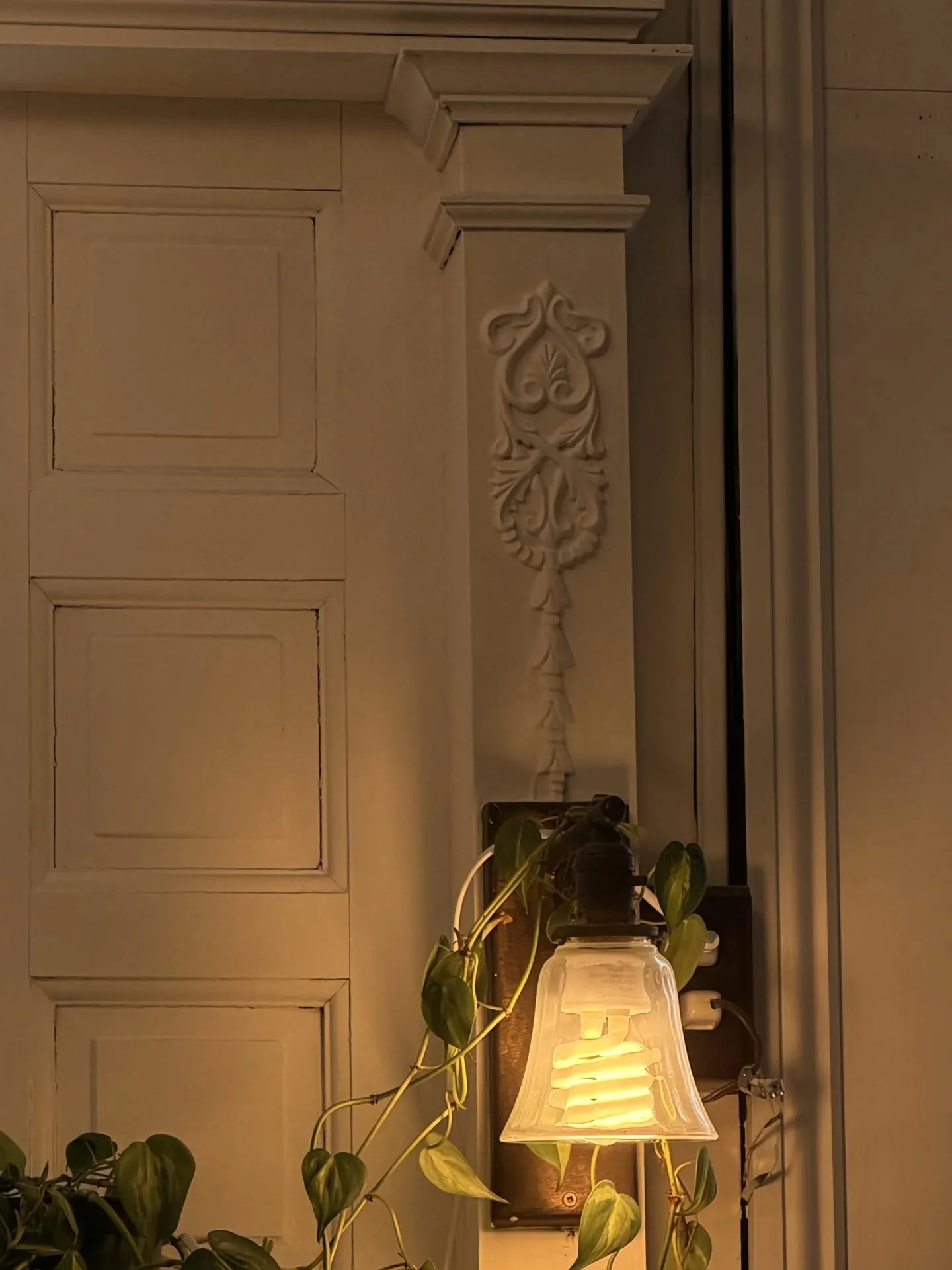 Every detail matters.
The lighting.
The energy in the room.
Because luxury isn&rsquo;t just what you see
it&rsquo;s what you feel the second you walk in.

And we want you to feel like a million bucks