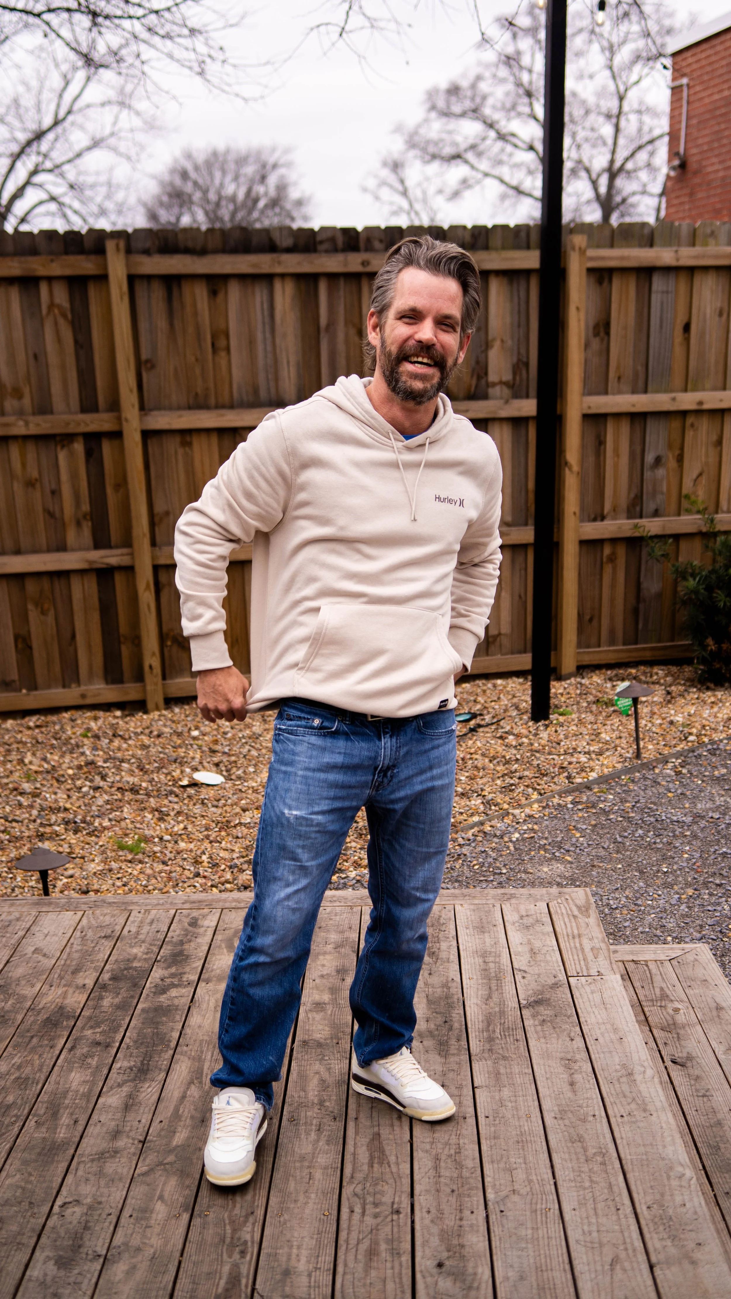 Free Show - Live Guitar Jam: John Baskerville &amp; Corey Swann