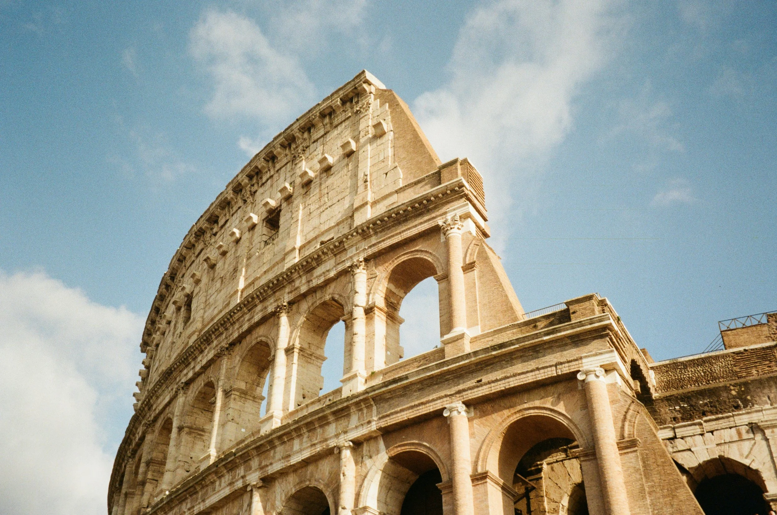mariya-oliynyk--dRwjHB51z0-unsplash.jpg