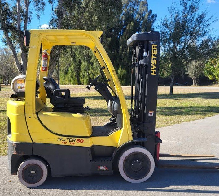 HYSTER / C211 - Capacity 5'000LB
