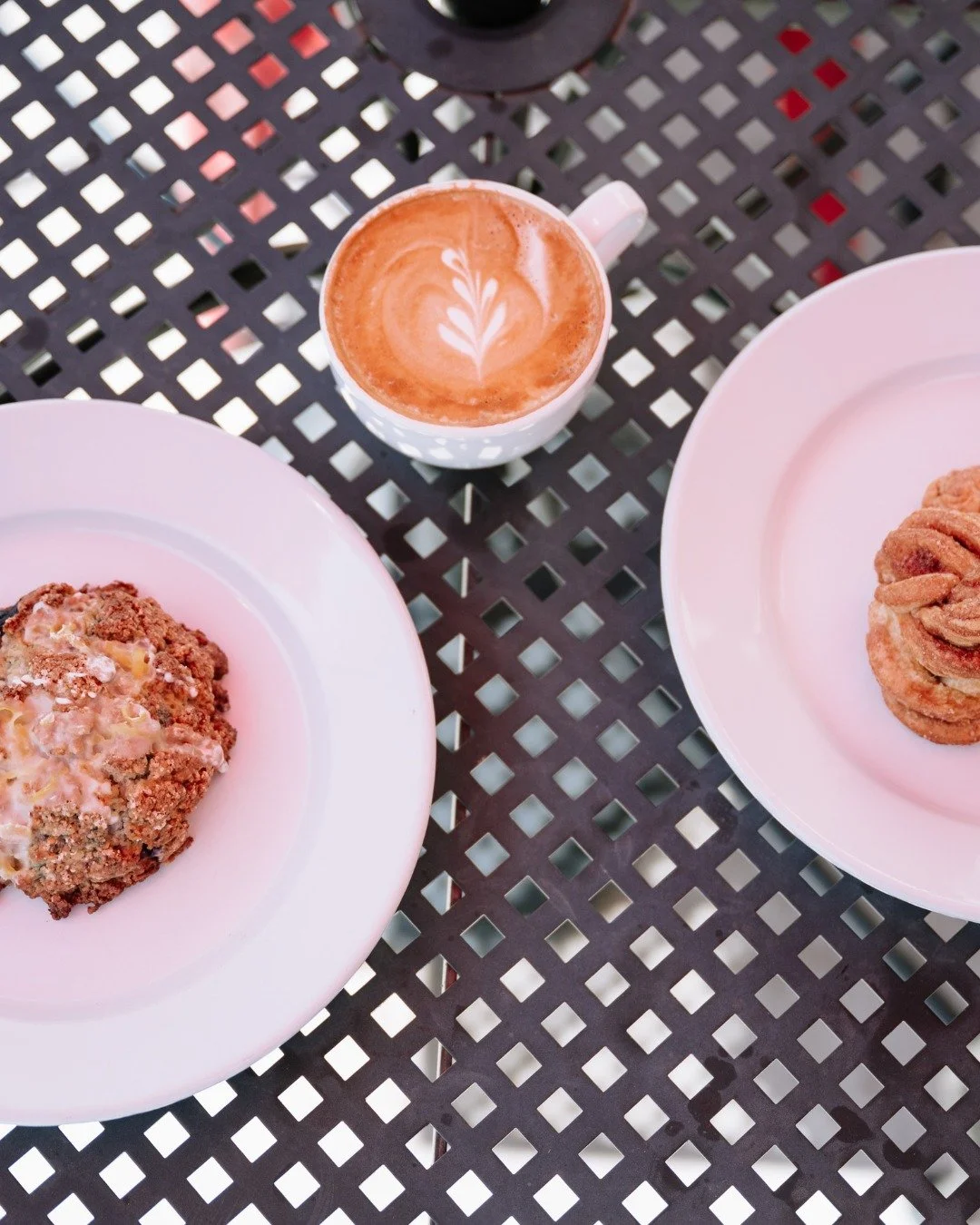 Sip on the flavors of the season at @loganhousecoffee. ☕🍂 Plus, pair your drink with a pastry for the perfect cozy fall treat. 

#denvercoffee #denvercoffeeshops