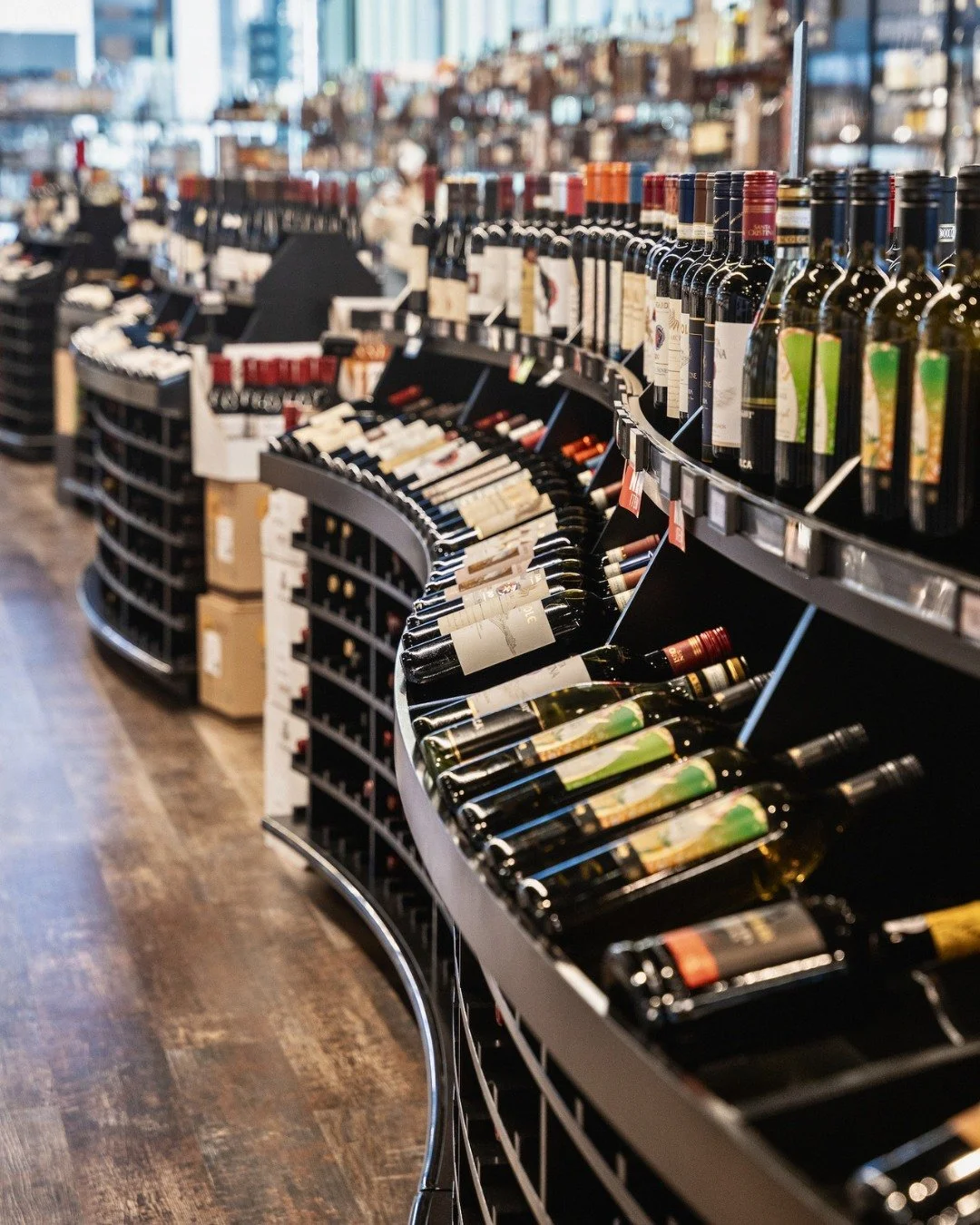 Stop by @clarksmarket and explore their expansive wine selection. From crisp whites to bold reds, there's a wine for every occasion. 🍷

#DenverWine #DenverDrinks #DenverGrocer
