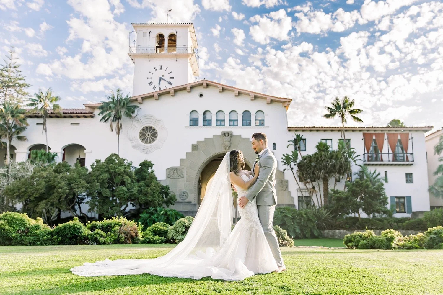 bride and groom on lawn at Santa Barbara Courthouse