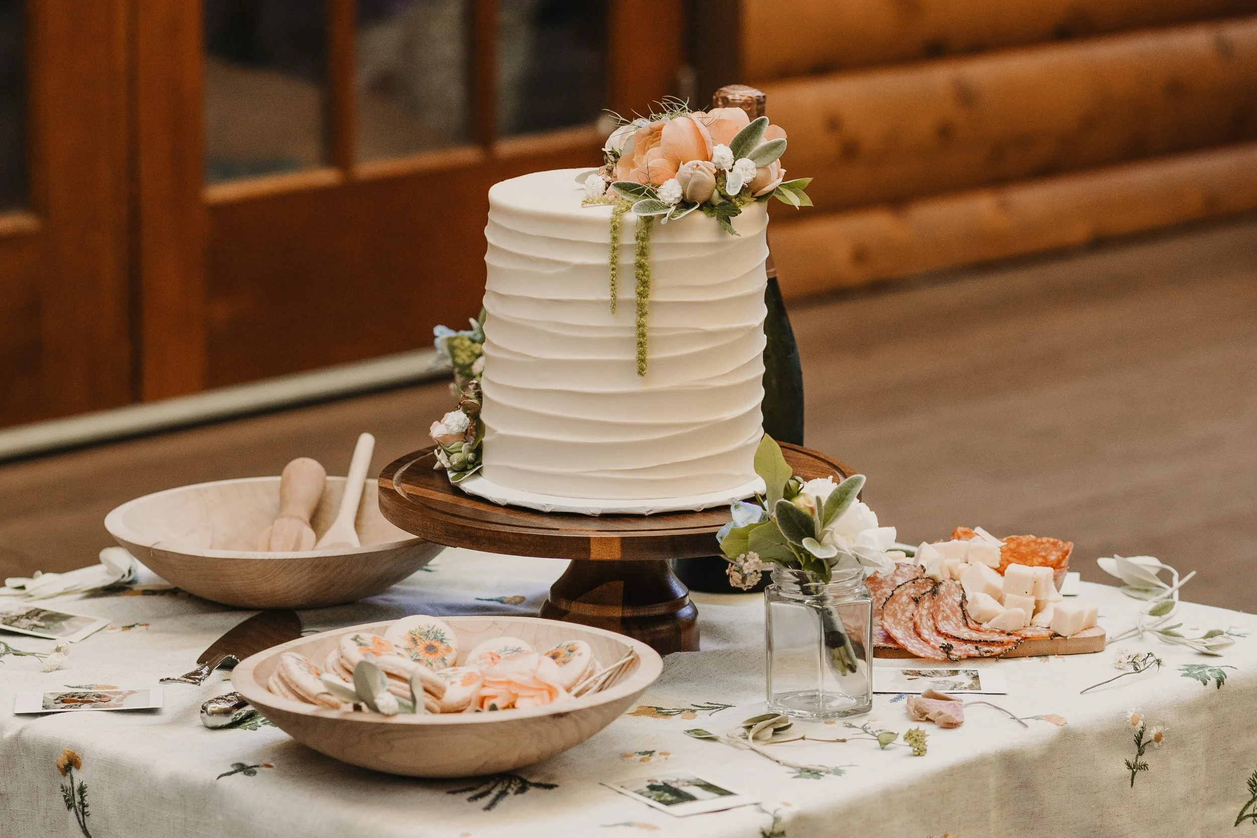 Elopement Music on a Shoestring: How Solo Cello Transforms Tiny Ceremonies into Cinematic Moments