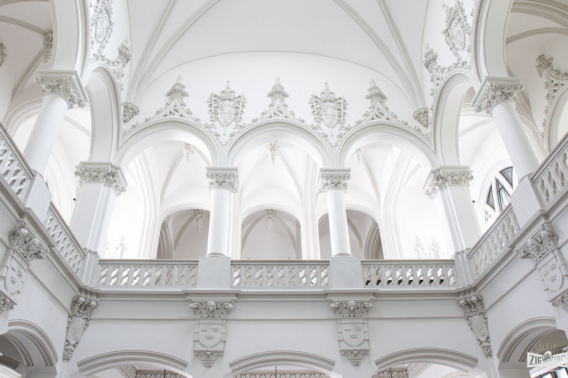 Palatul-Culturii-din-Iasi_Muzee_Teoderascu_Zig-Zag-prin-Romania_August-06-2020_239A9122.jpg