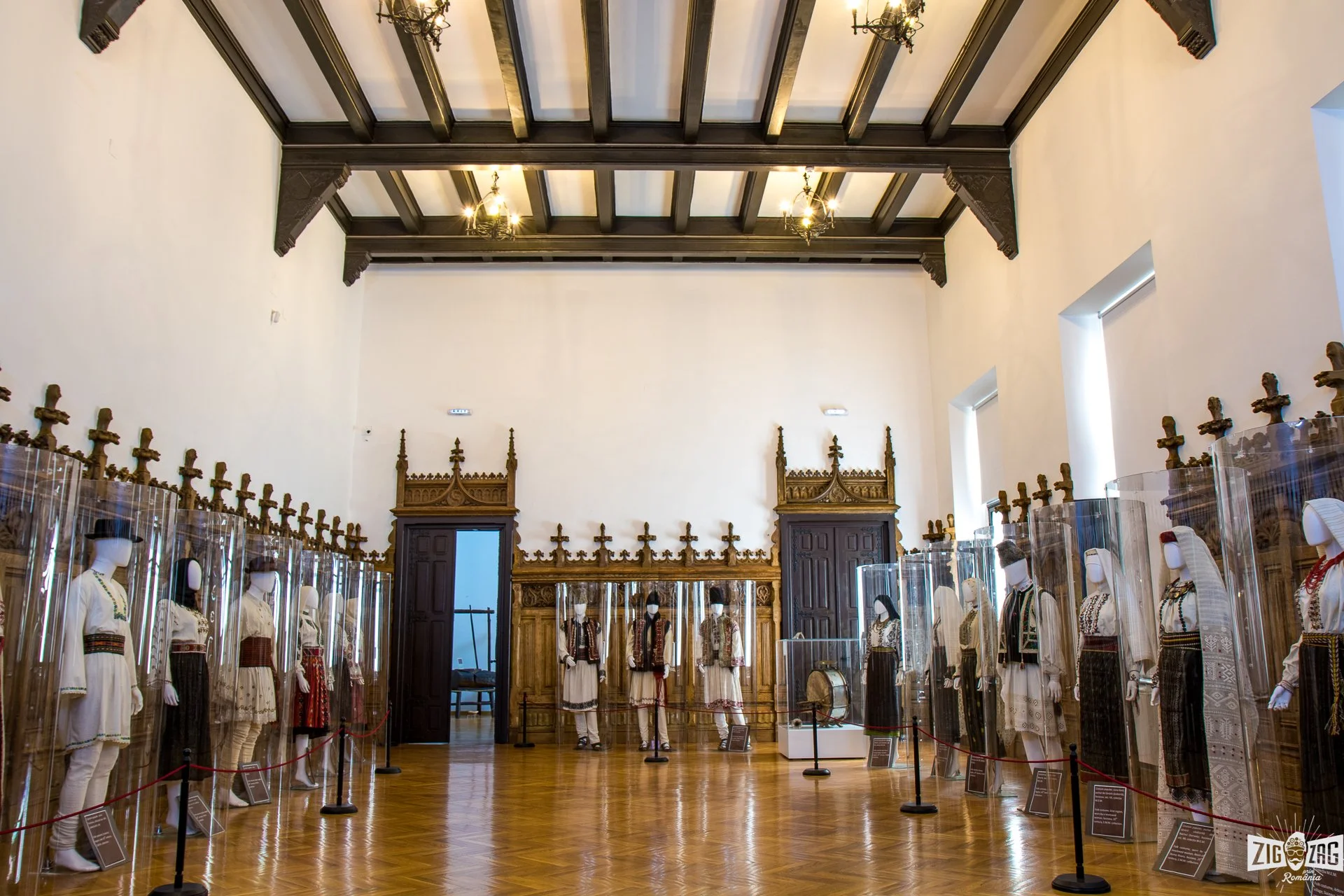Palatul-Culturii-din-Iasi_Muzee_Teoderascu_Zig-Zag-prin-Romania_July-23-2020_239A8518.jpg
