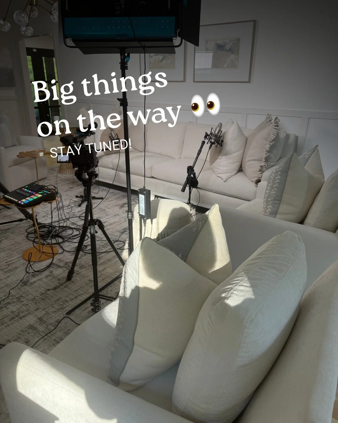 🎙️ Behind the scenes at Family Matters with Erica Burten!

Big things are coming soon for the launch of Erica's new podcast, and this sneak peek is just the beginning. Stay tuned for more coming! ✨ 

#behindthescenes #podcast #familymatters #ericabu