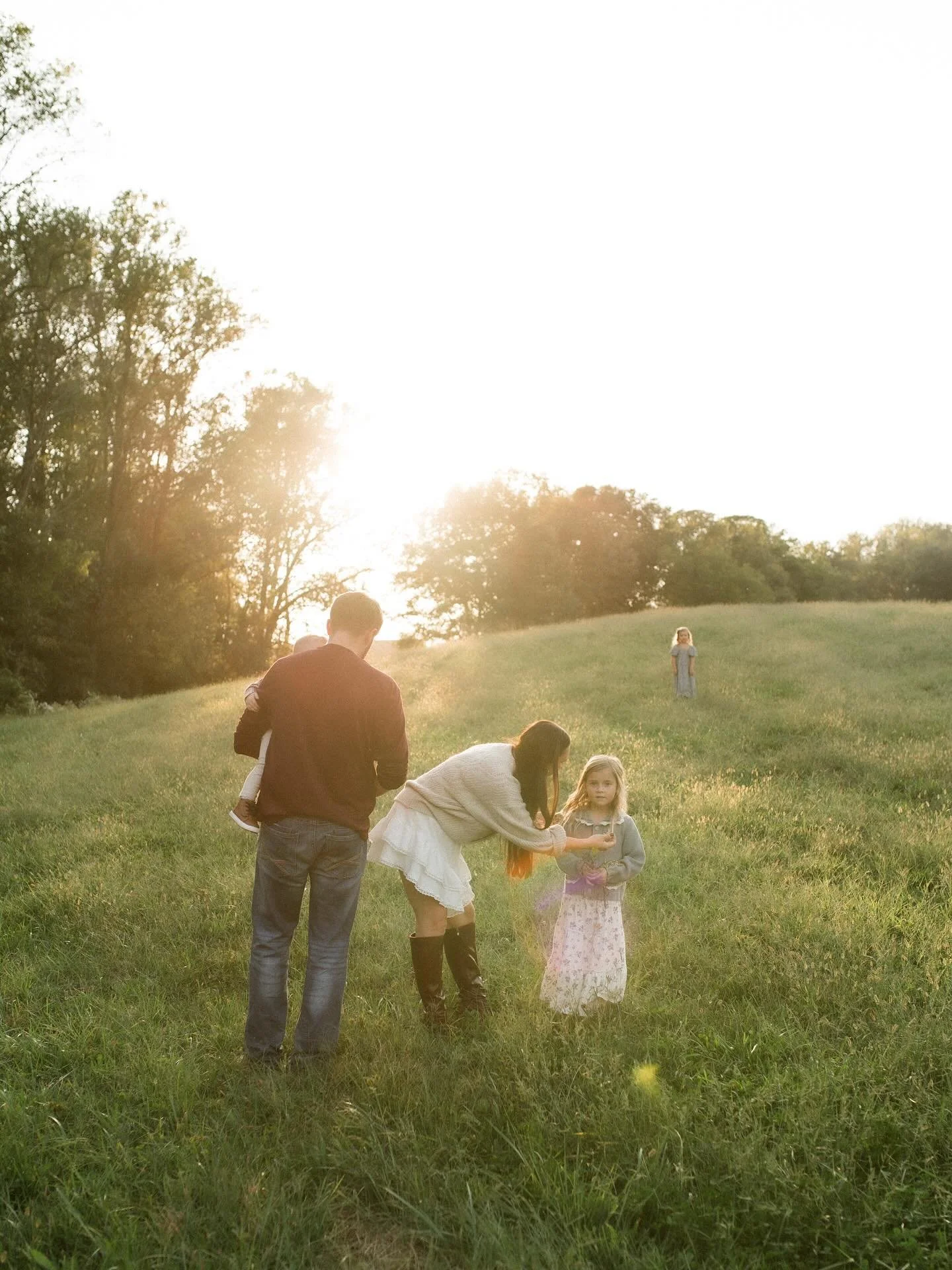 A beautiful evening spent with this beautiful family. 🤍The Wagler&rsquo;s. ✨