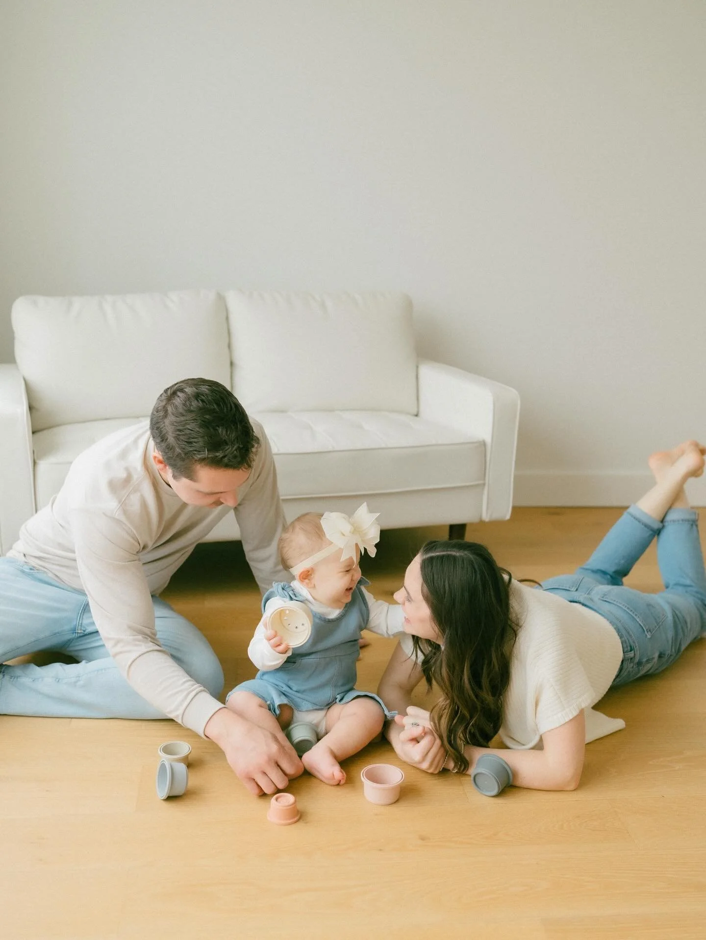 Little miss Oakley is 1. 🎀

I loved spending my morning with this beautiful family. 🫶🏻