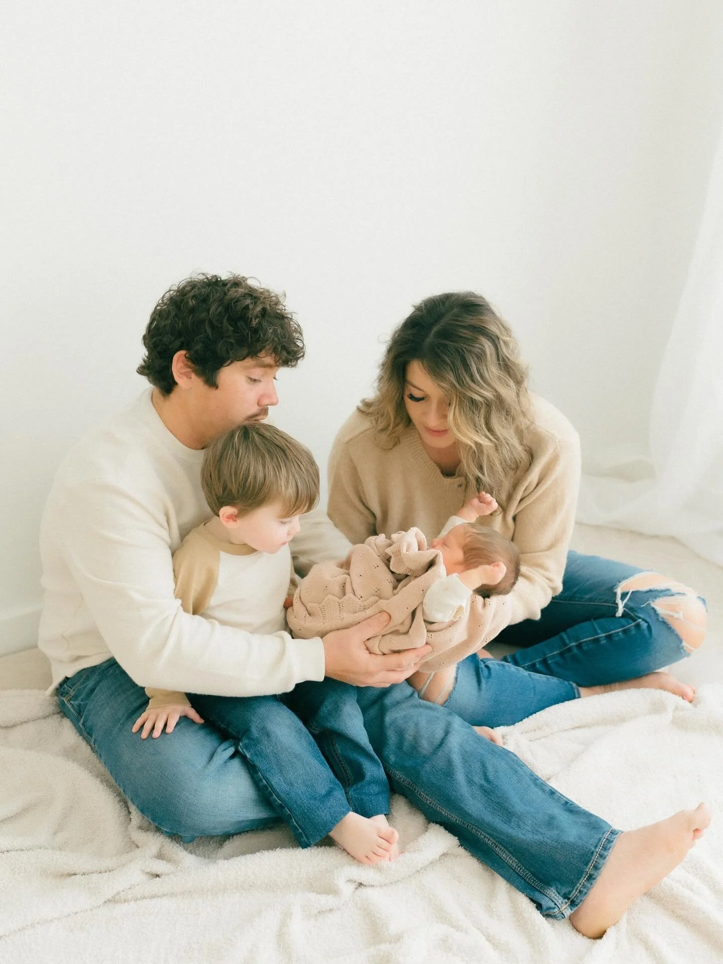 When 3 becomes 4. 🎀

Can it be chaotic? Sometimes. Does it feel like a lot? Probably. Is it magical? Absolutely. That&rsquo;s the part I won&rsquo;t let you forget. Feeling your heart double in size. The magic in seeing your first born become the bi