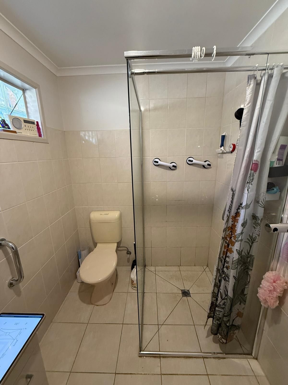 Swipe for the transformation 👉✨

One of our final bathroom renovations of the year! 🚿🔥
This home care package job was completed for elderly clients over 65, creating a safer, more accessible space.
Wrapping up a few projects before year-end and fi