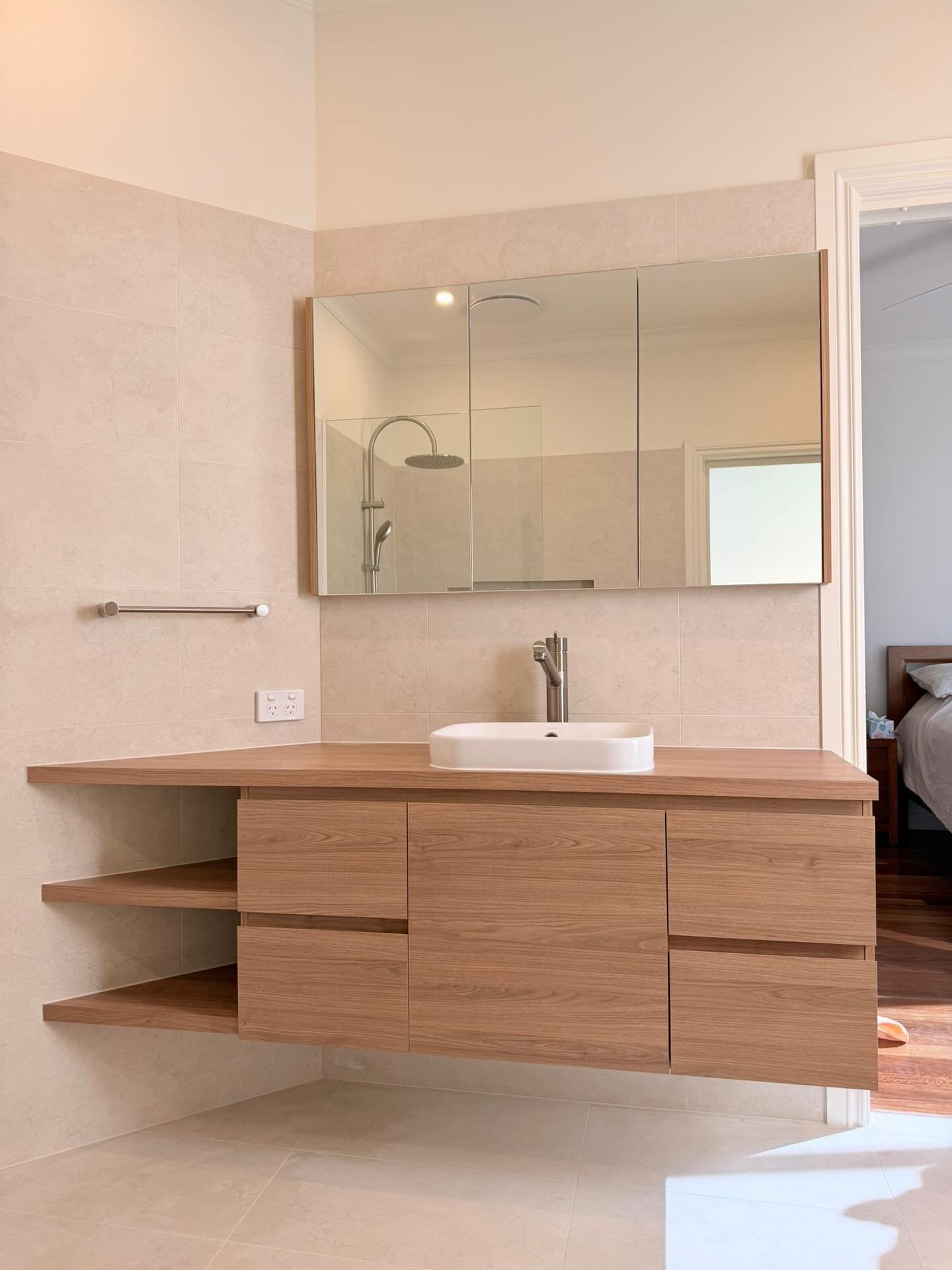 ✨ Completed Vanity Installation ✨

This custom vanity wasn&rsquo;t just chosen for looks, it was designed for daily function, durability, and long-term value. ⚒️

🛠️ What makes a good vanity installation?
&bull; Correct wall fixing
&bull; Proper plu