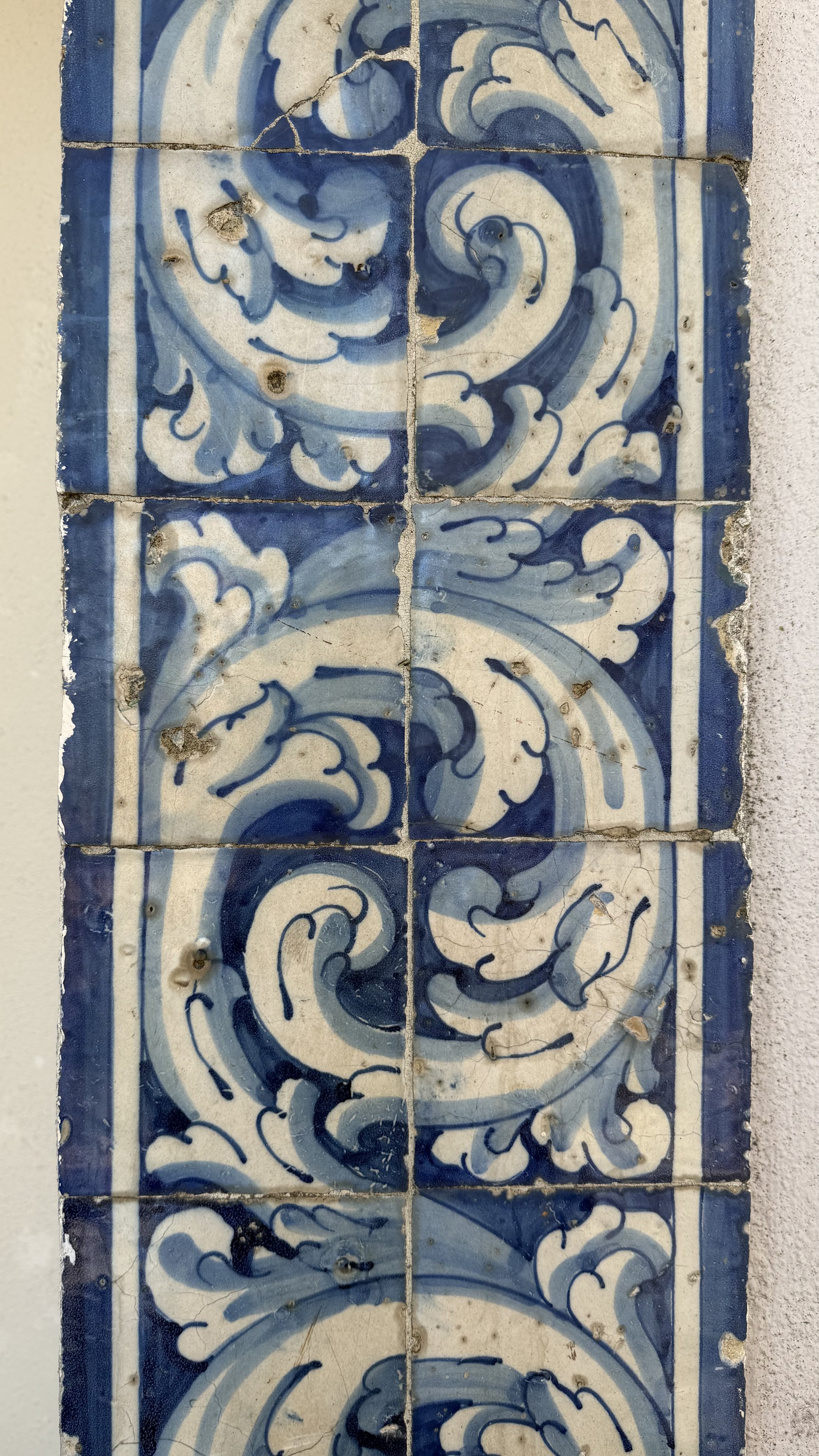 Portugal Thumbnail Photo_Azulejo Tile.jpeg