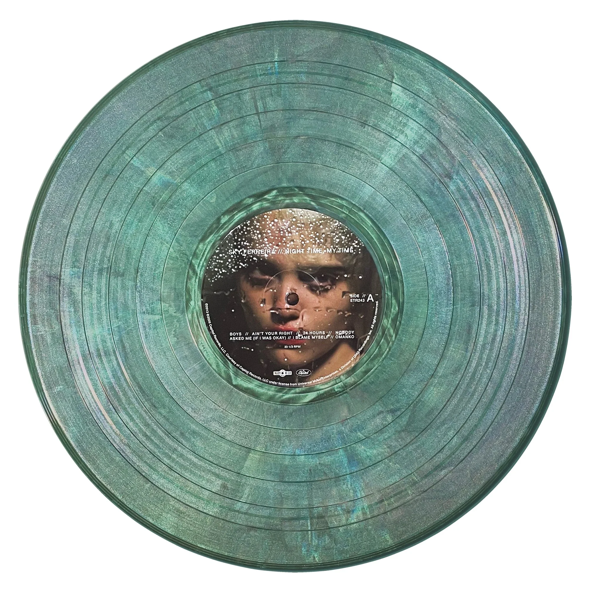 Sky Ferreira Green.jpg