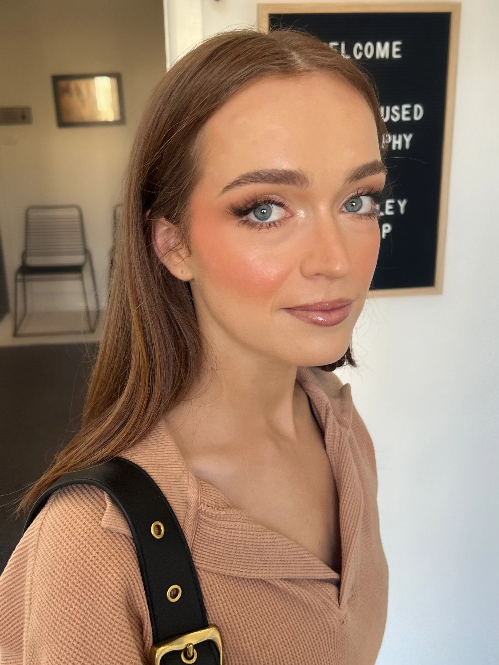 Facetune_08-12-2024-14-56-24.jpeg