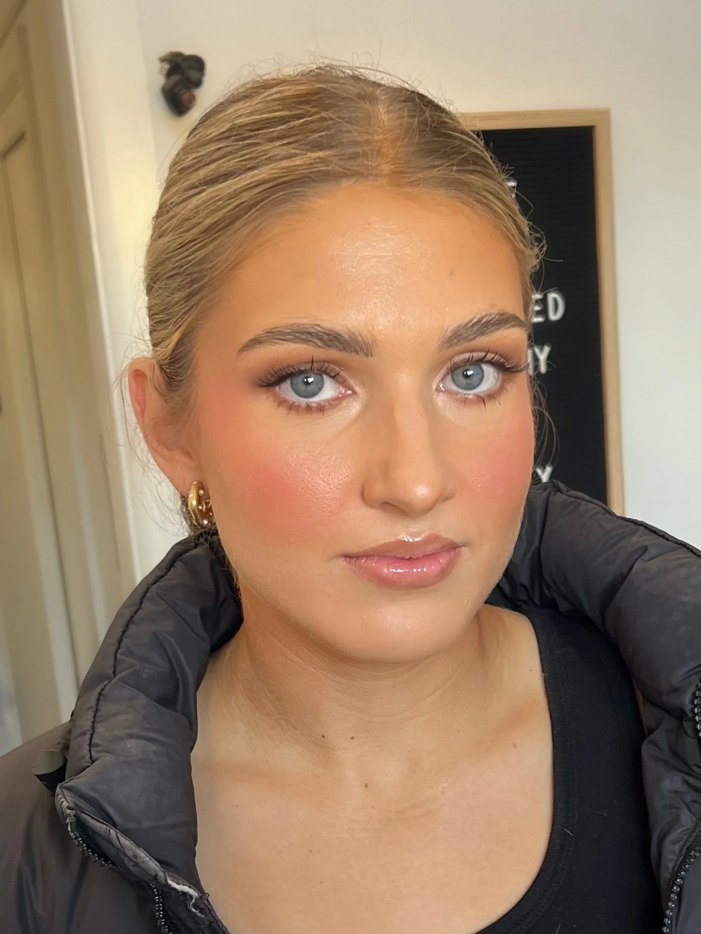 Facetune_08-12-2024-14-57-45.jpeg