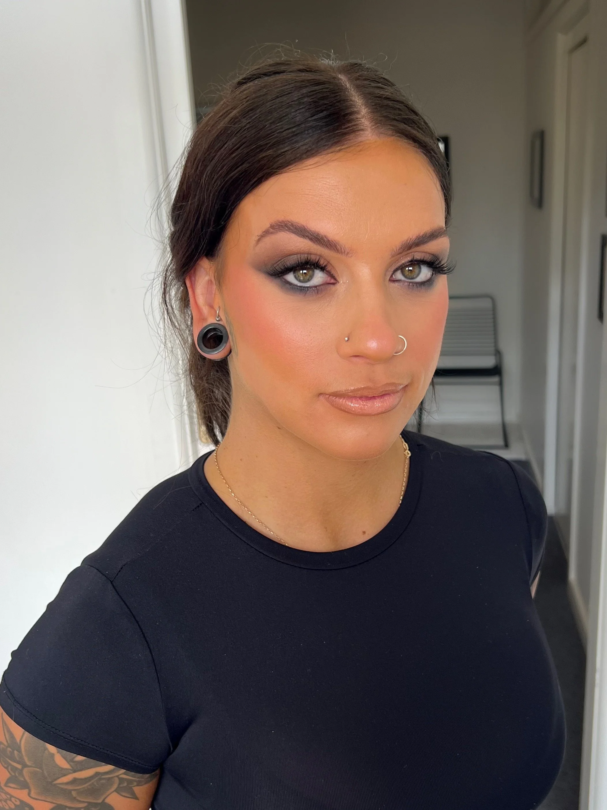 Facetune_08-12-2024-14-56-00.jpeg