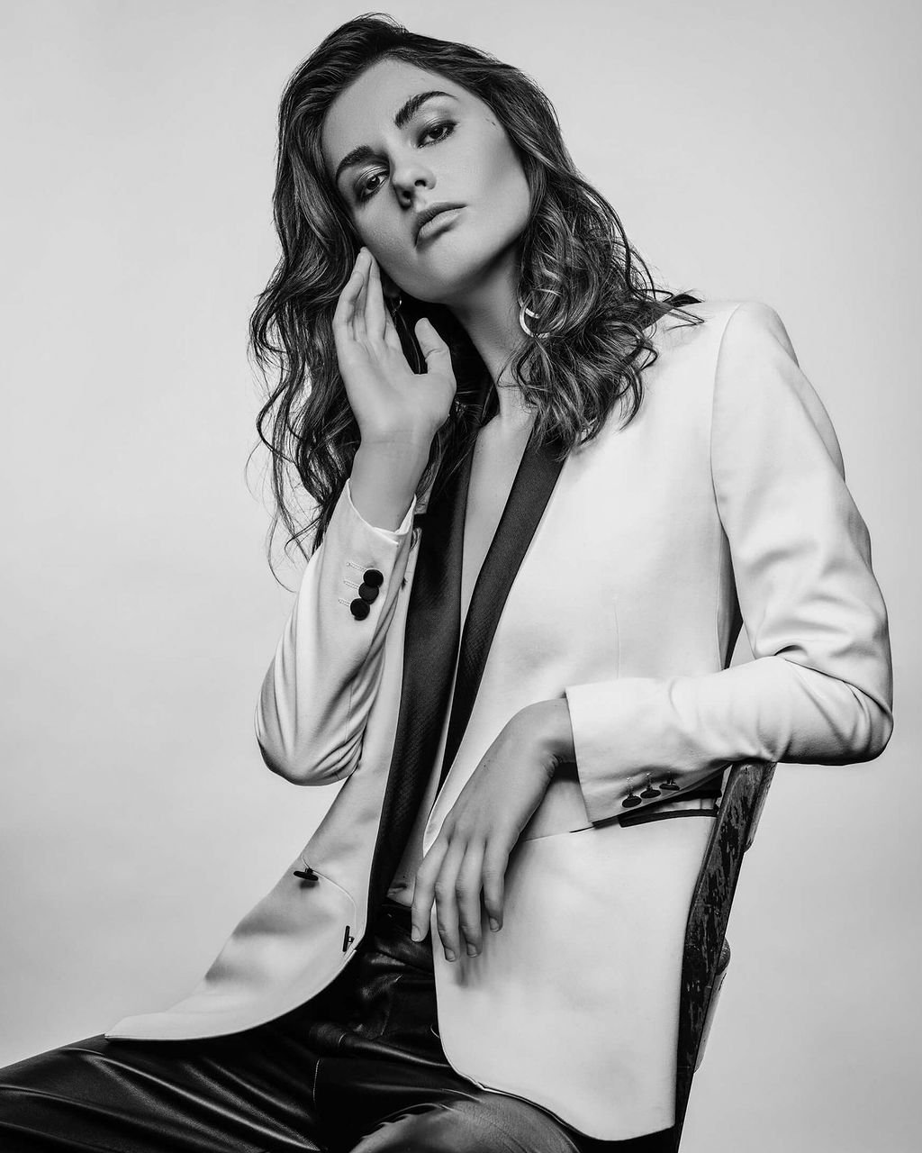 Creative-Shoot-with-Leah-3-21821_1-2.jpg