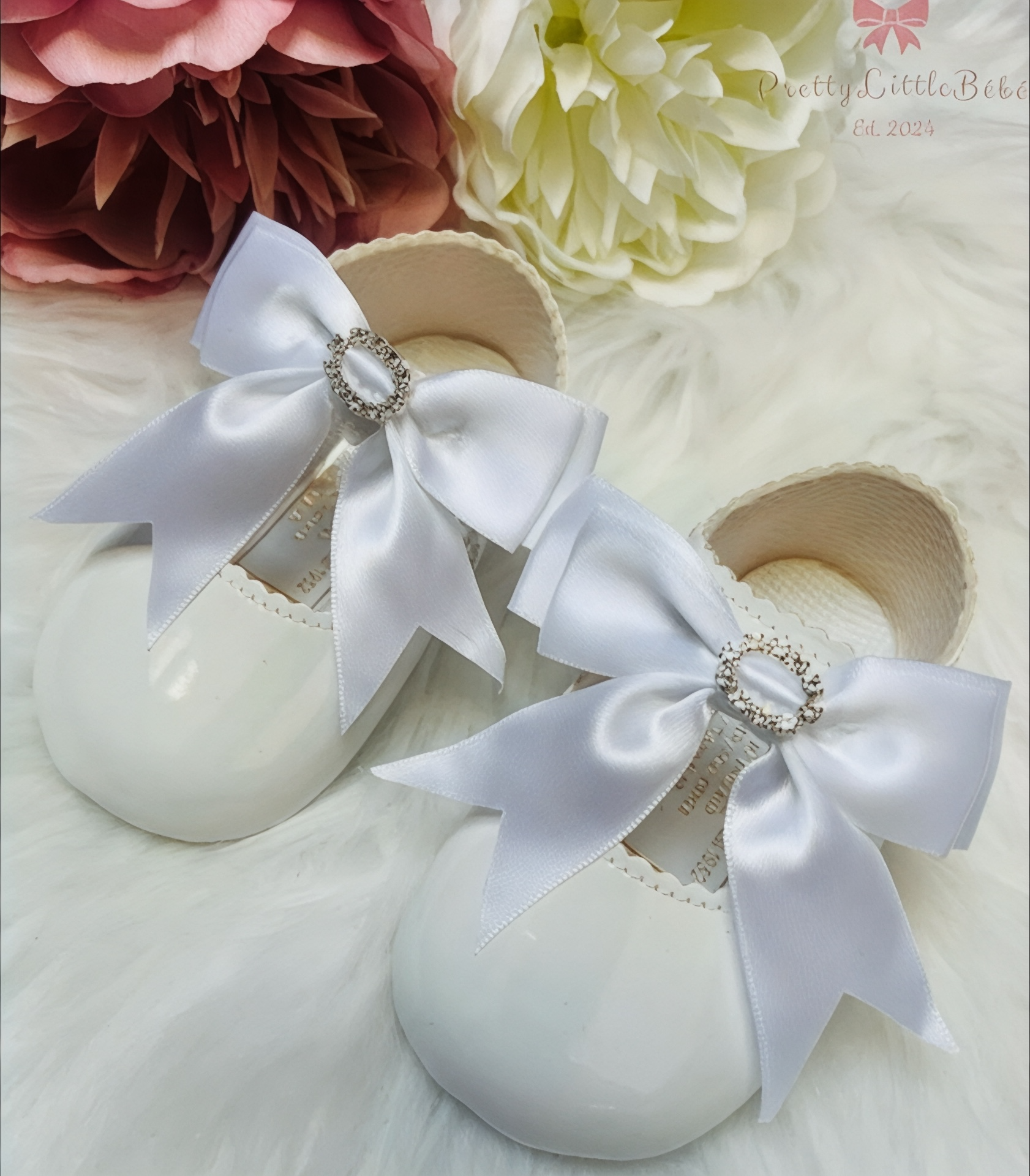 Soft Sole White Shoe With White Diamanté Bow