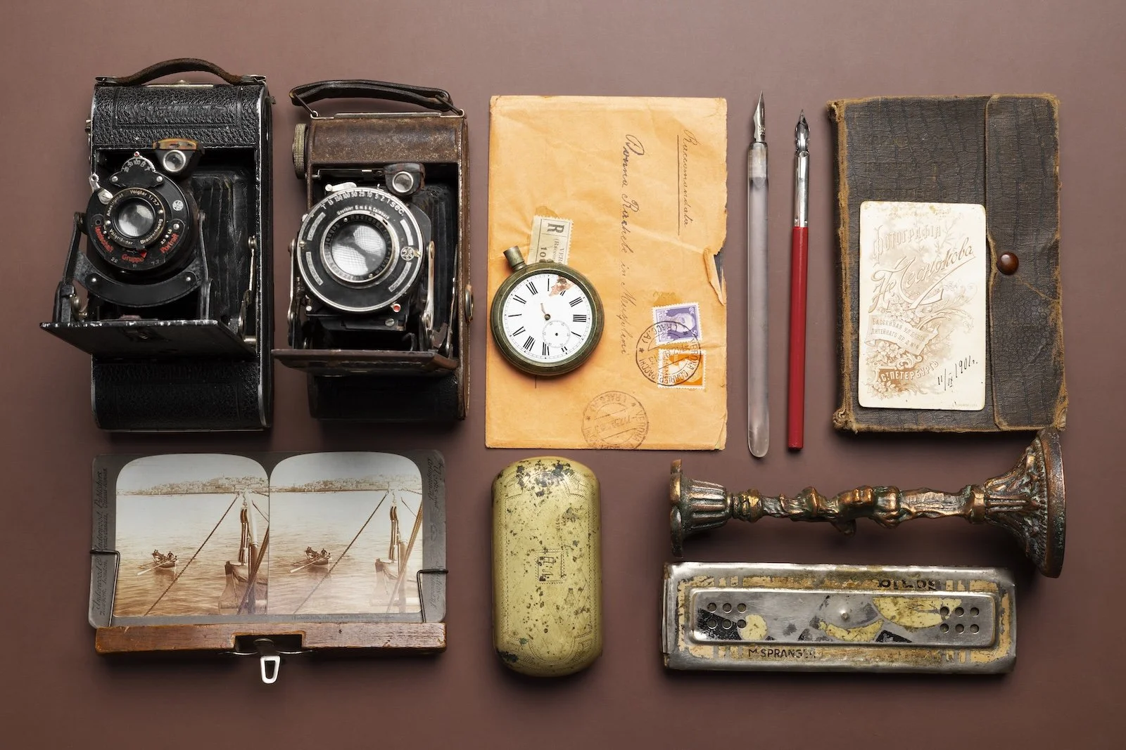 view-vintage-objects-arrangement (1).jpg