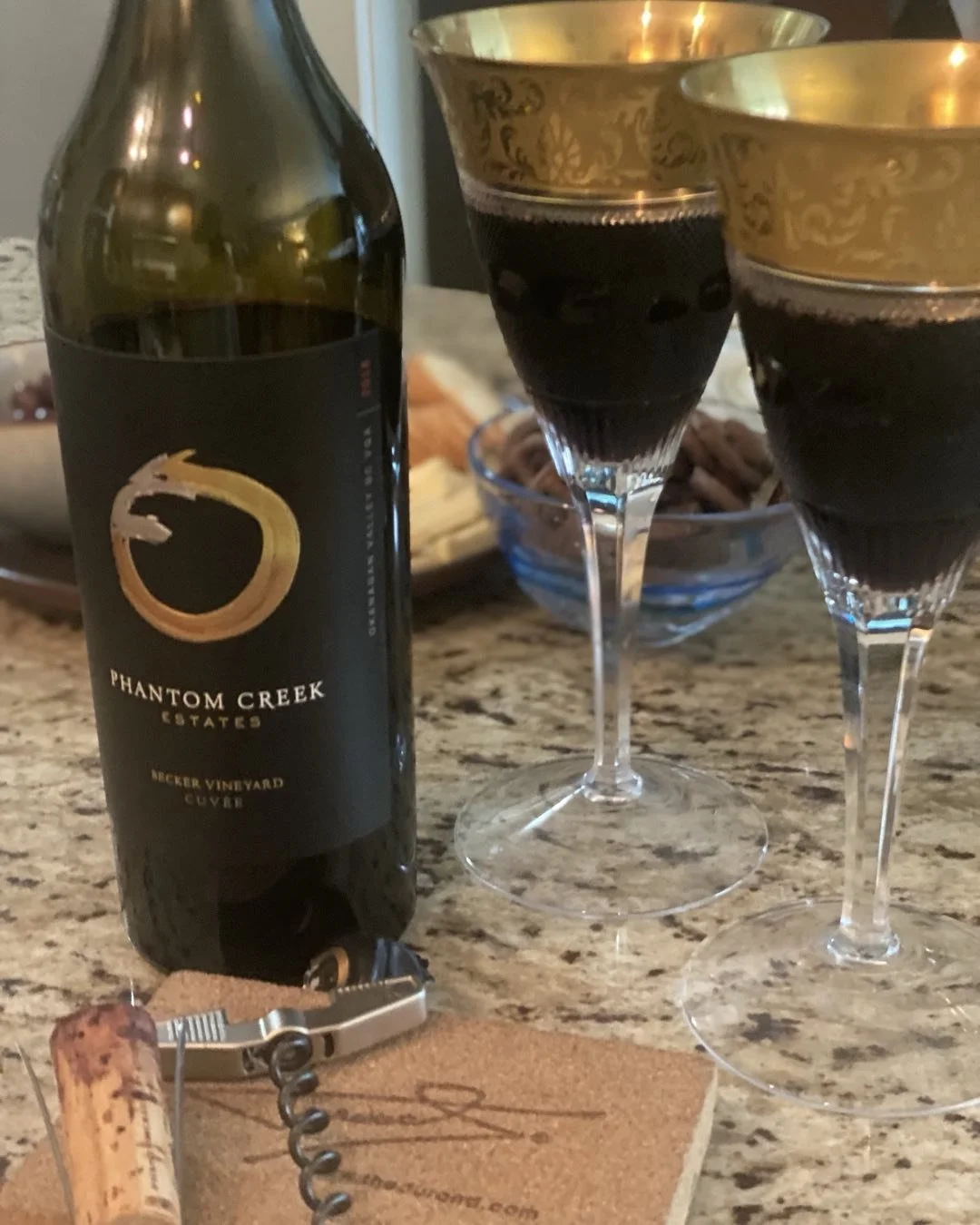 Cheers to 🐪 aka #Winesday. Looking for a gift for the holidays? Wine not let me choose and delver. 🍷🍷