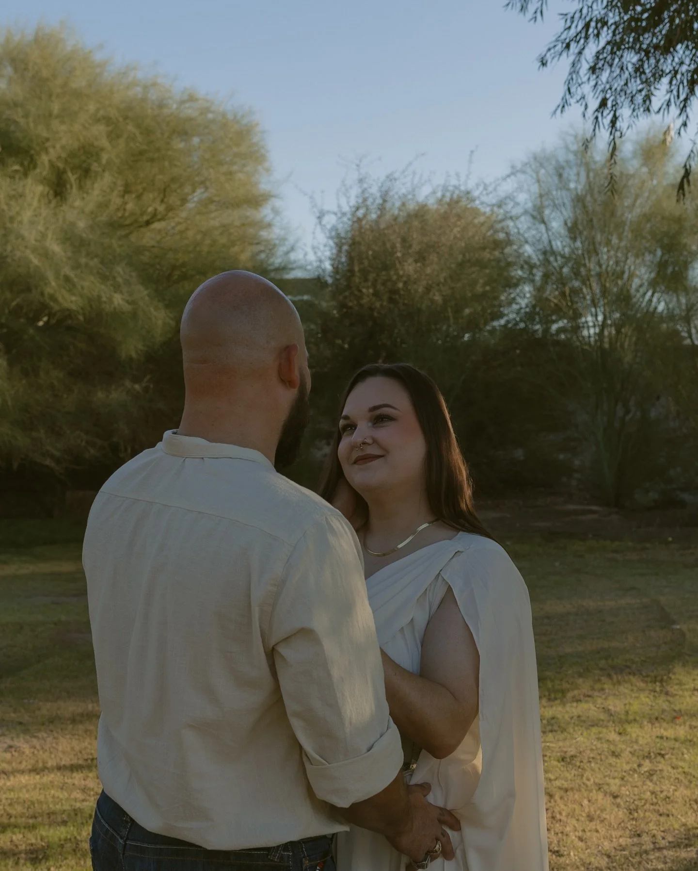Please bring the babies to your couples shoot 🫶🏼
Fun fact, I actually did a semester of college in Yuma lol it was kind of cool being back in town and seeing how much it&rsquo;s changed.