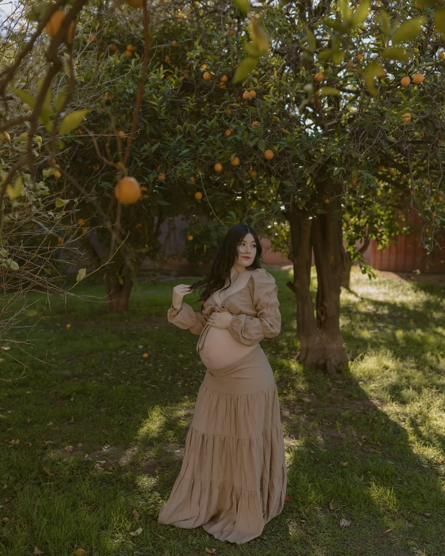 The best time during pregnancy to do a maternity shoot is between 28&ndash;36 weeks. Your bump is round and prominent, but you&rsquo;re still feeling comfortable enough to move around and enjoy the session!
When picking an outfit; Flowy dresses, form