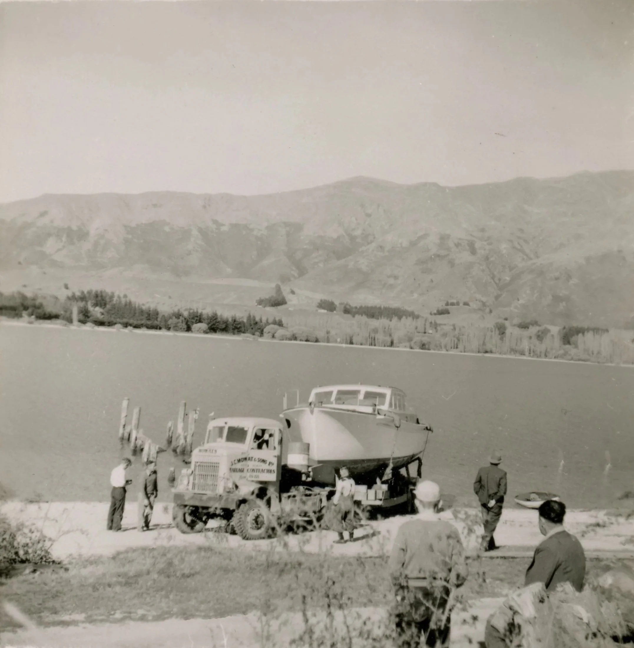 Malibu II  being launched into Lake Wānaka. 1955. Ref. D94