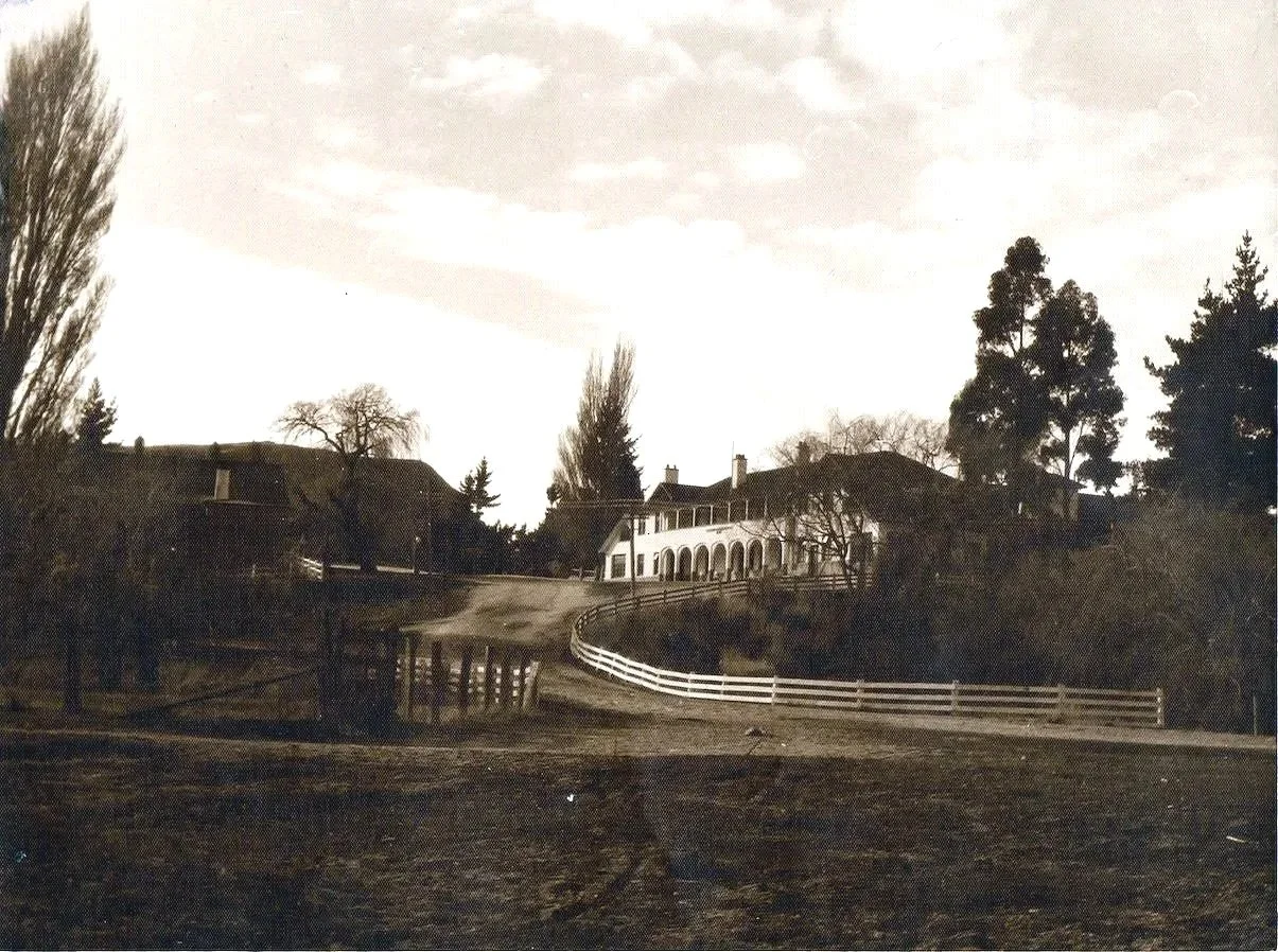 The 2nd Wanaka Hotel photographed from near the Lake foreshore. 1930-40s. Ref. C35