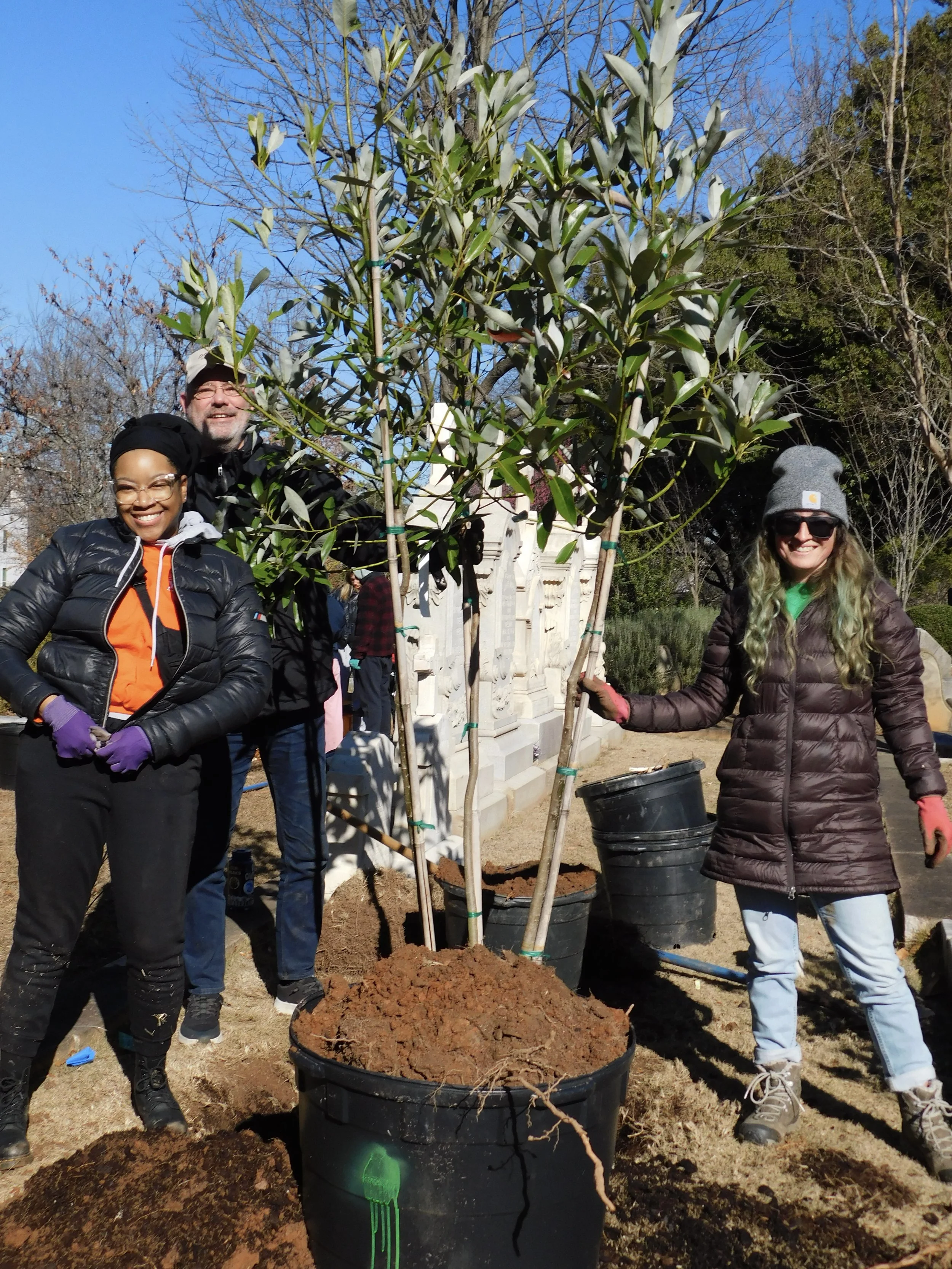 Oakland Partners with Trees Atlanta for Martin Luther King, Jr. Day of Service