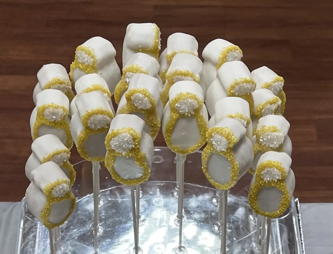 Ring Cake Pops