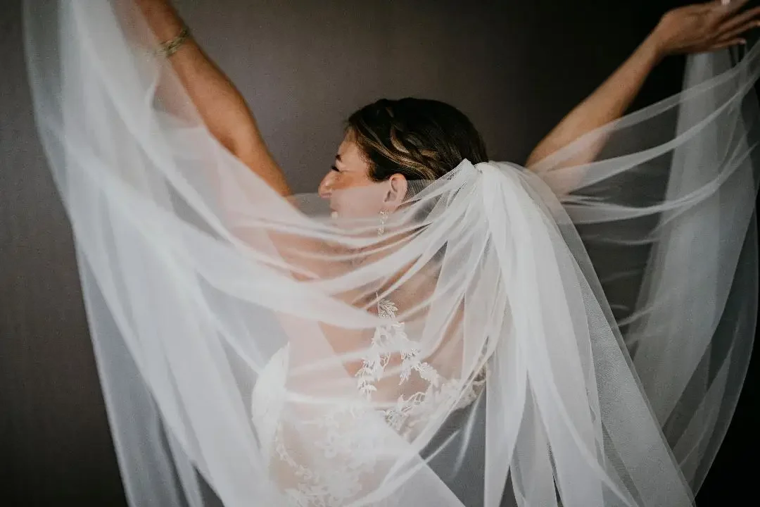 Veil dor website 4.webp