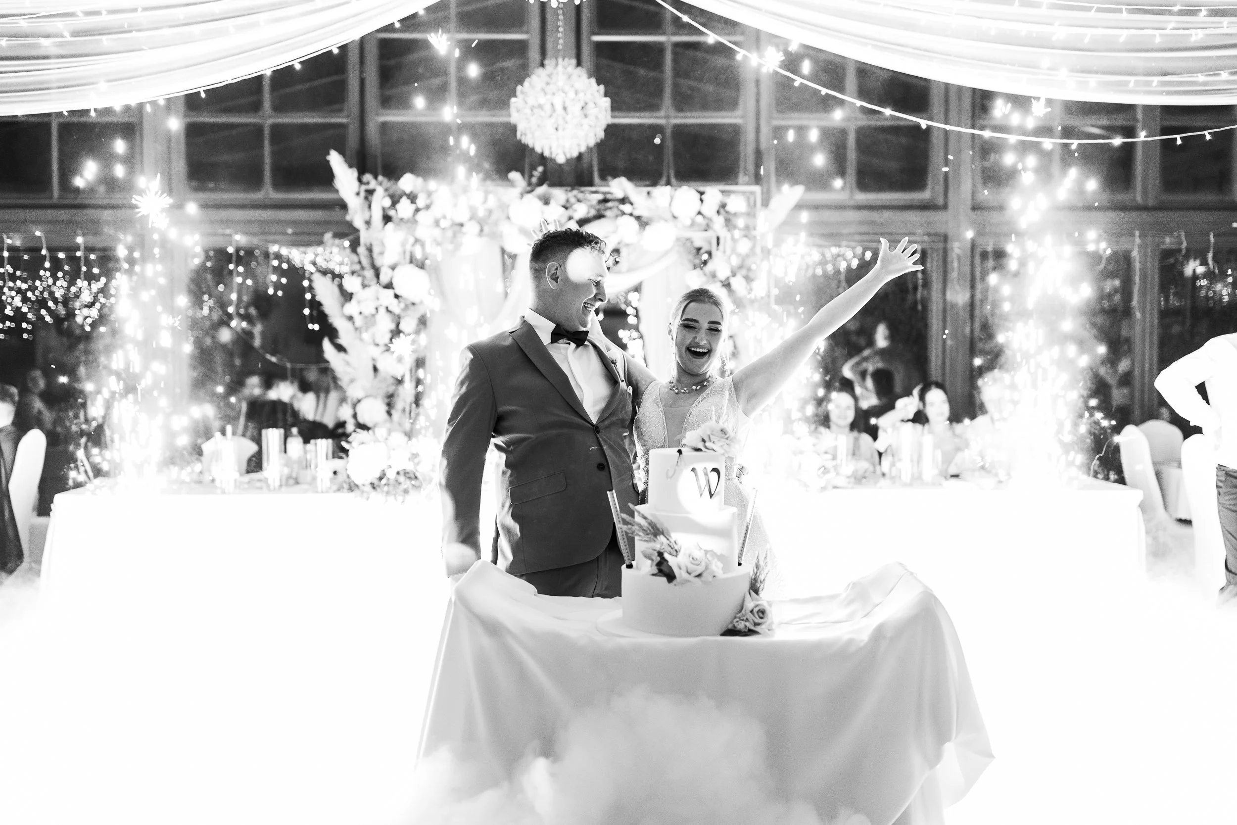 tort-weselny.jpg (Copy) (Copy)