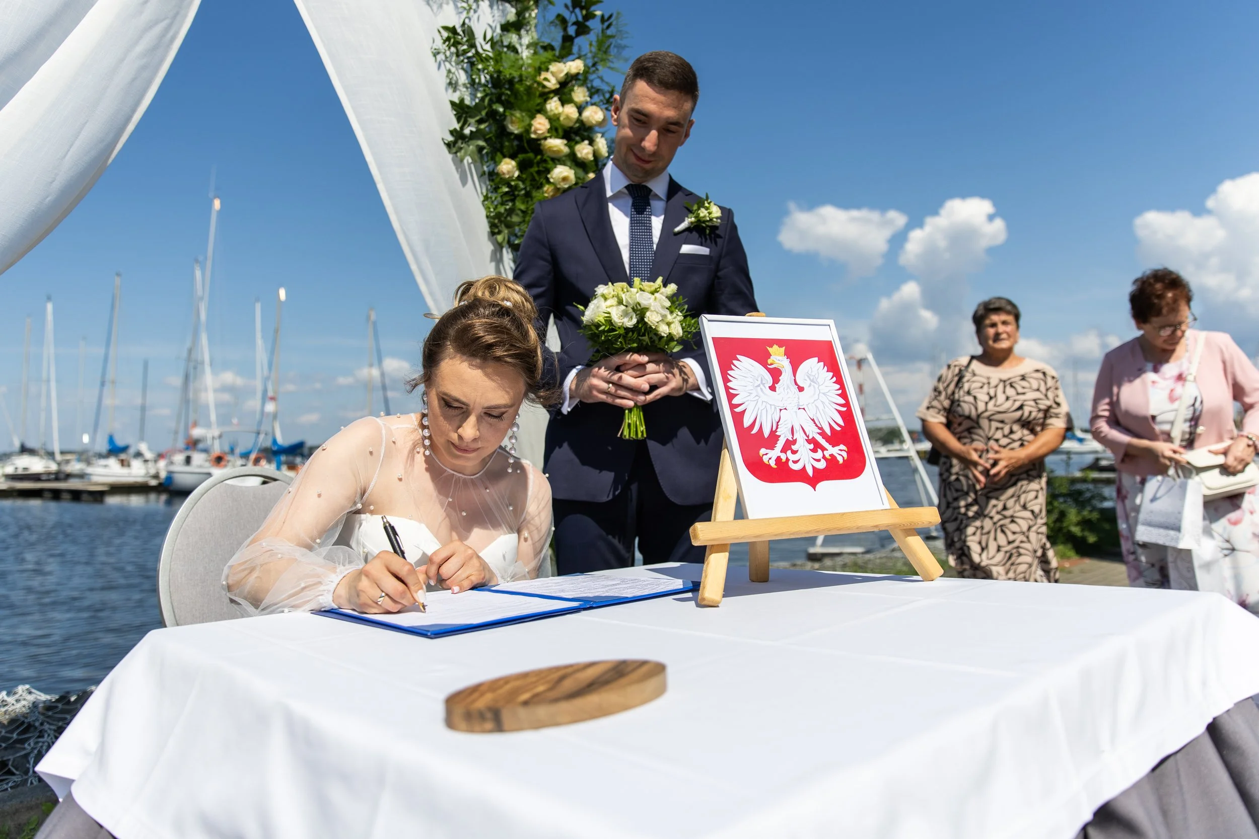 slub-cywilny-plenerowy.jpg (Copy) (Copy)