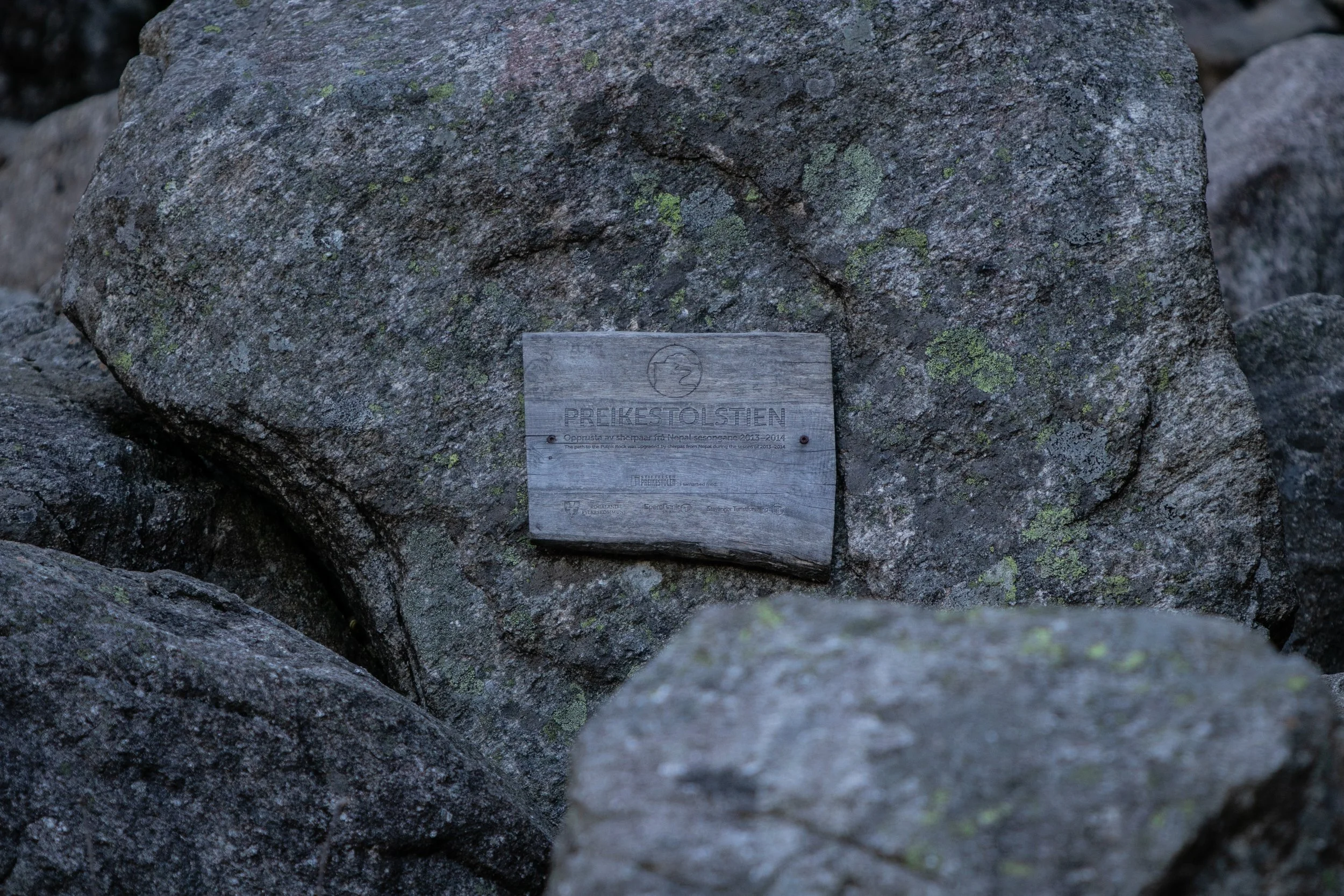 preikestolen-norwegia.jpg