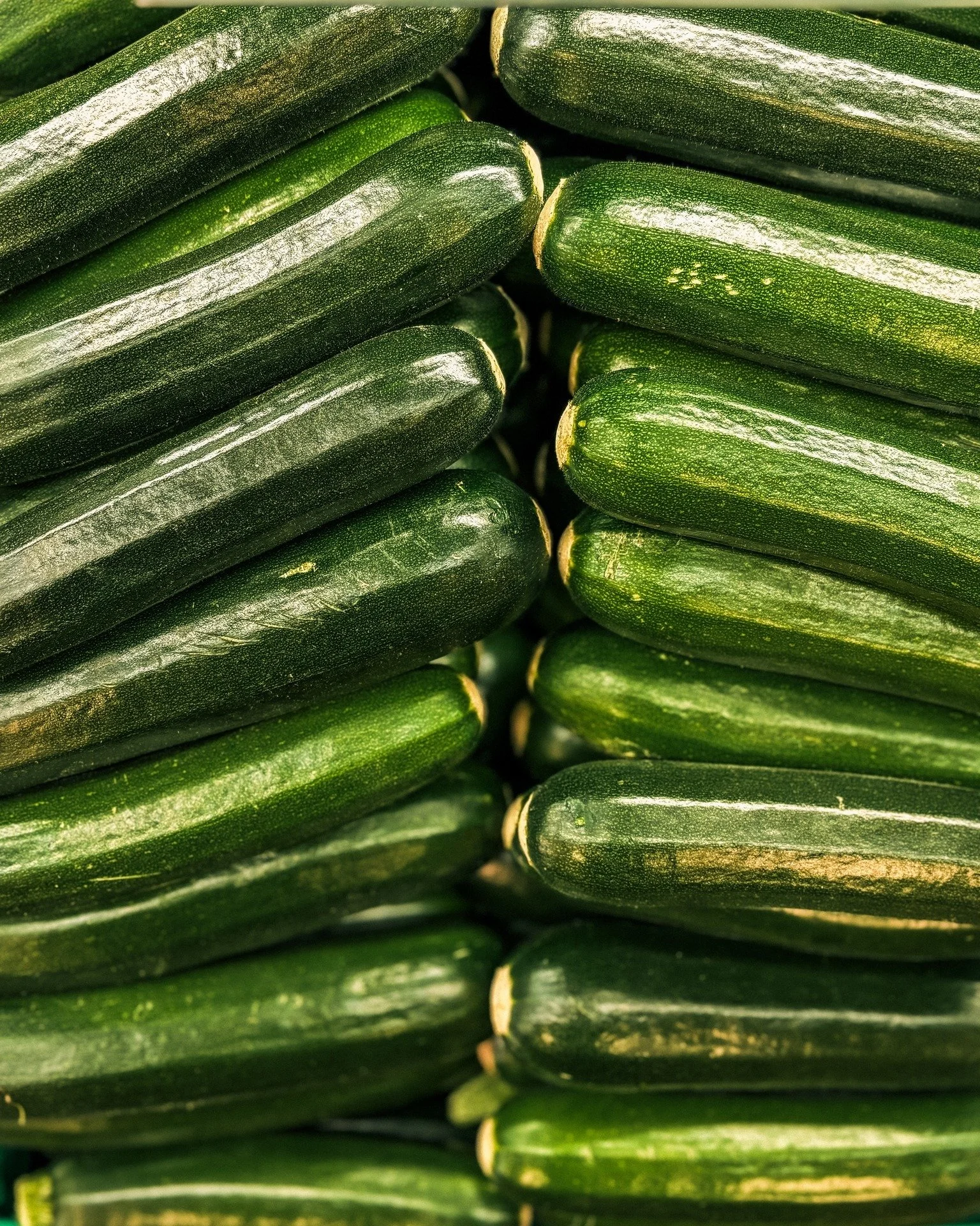 🌱 This week at Connings &mdash; butternuts, pumpkins, courgettes, kale, and late-season corn are being harvested fresh right now. From our Market Kitchen: pickled jalape&ntilde;os jars and pesto made straight from the paddock, using the last of this