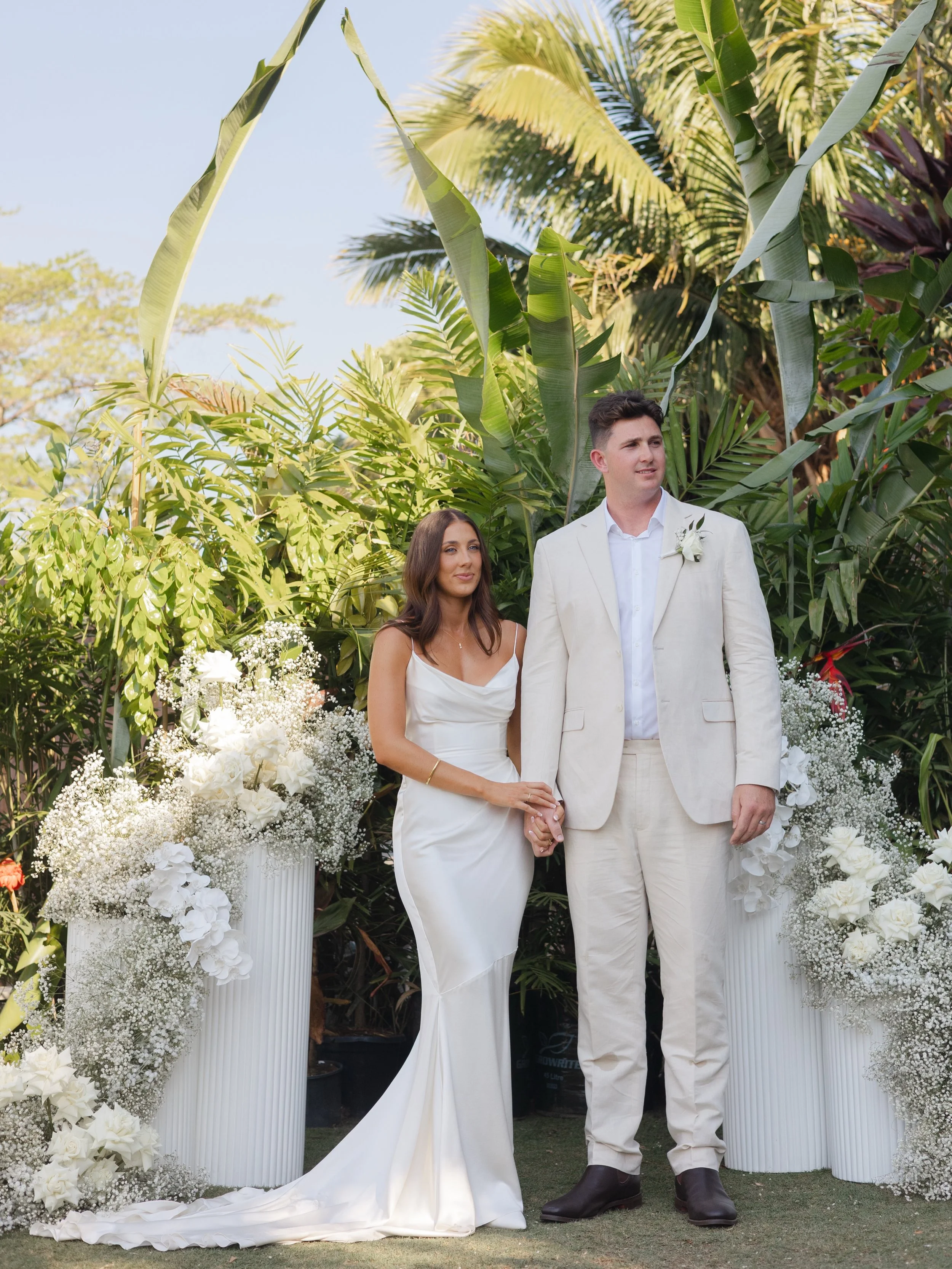 Lucy and Max 
03.10.2025

Styling and florals: @eventsbylauren_ 
Photography: @meadowlanevisuals 
Venue: @elementawhitsundays 
Hair: @soultbridal 
Makeup: @madelienejmakeup