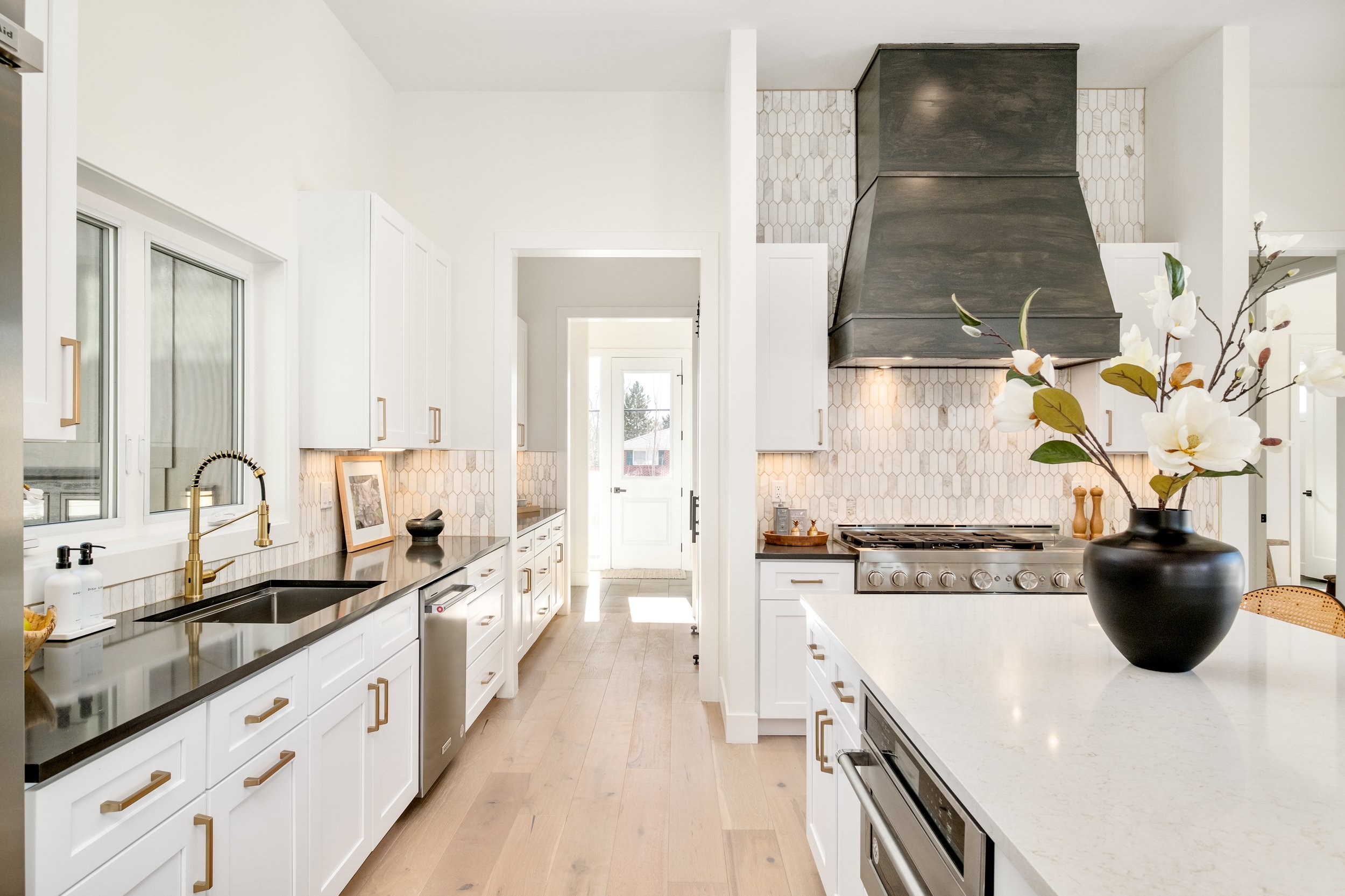 8230 W Tennessee Ct-14.jpg