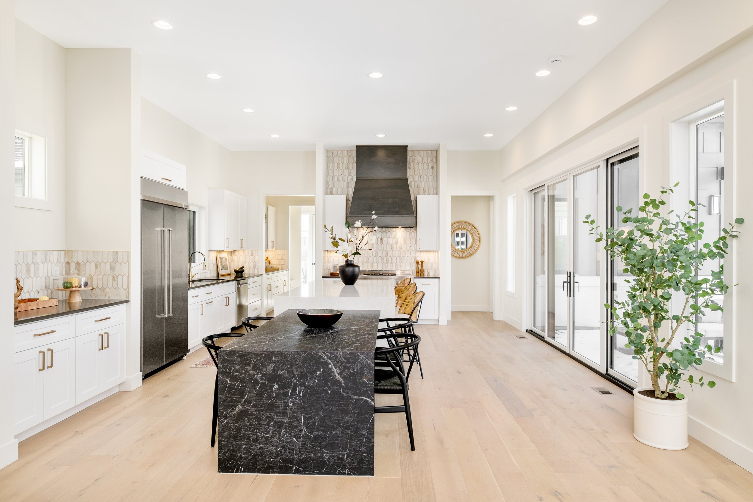 8230 W Tennessee Ct-7.jpg