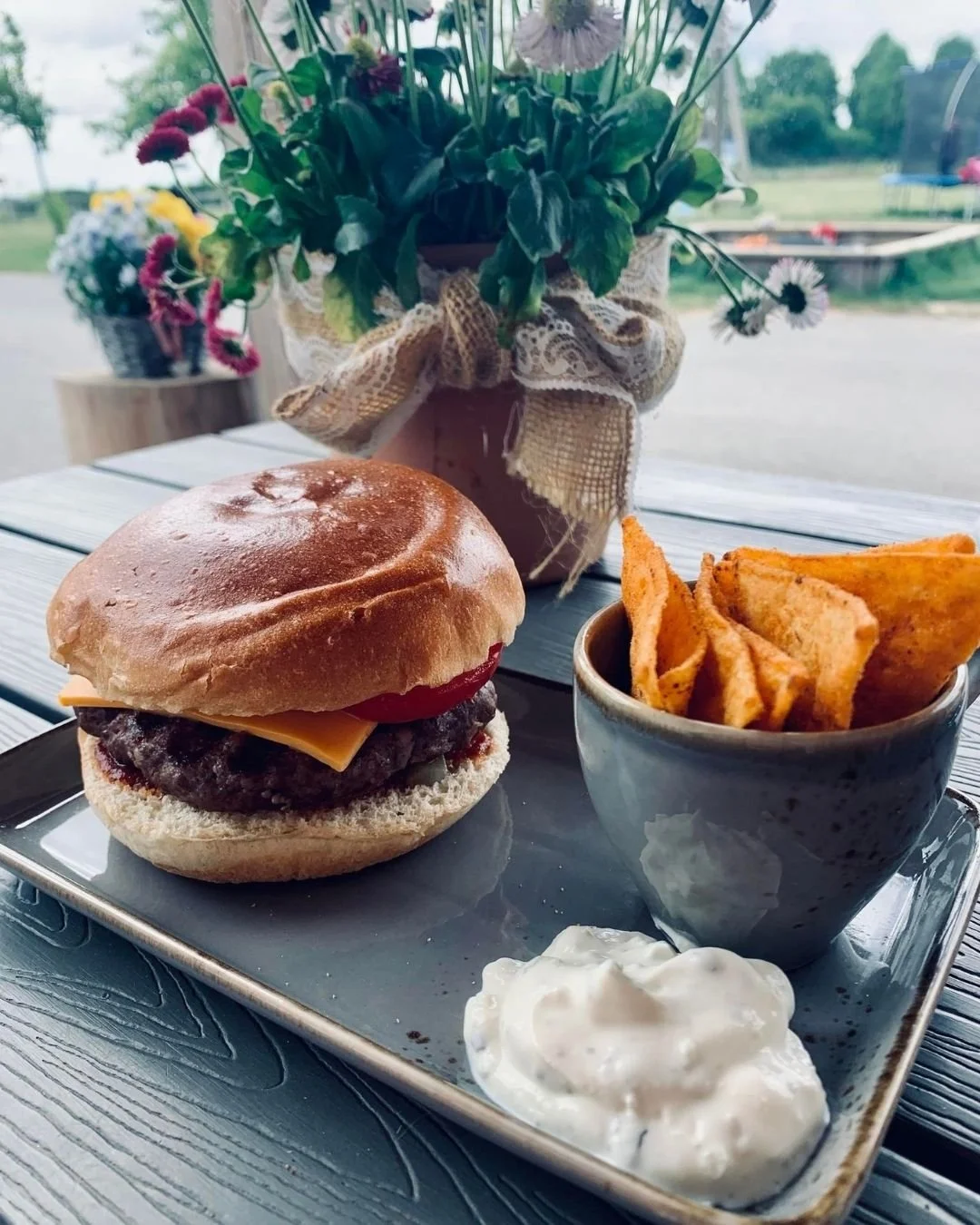 Mittagstisch-Burger.jpg