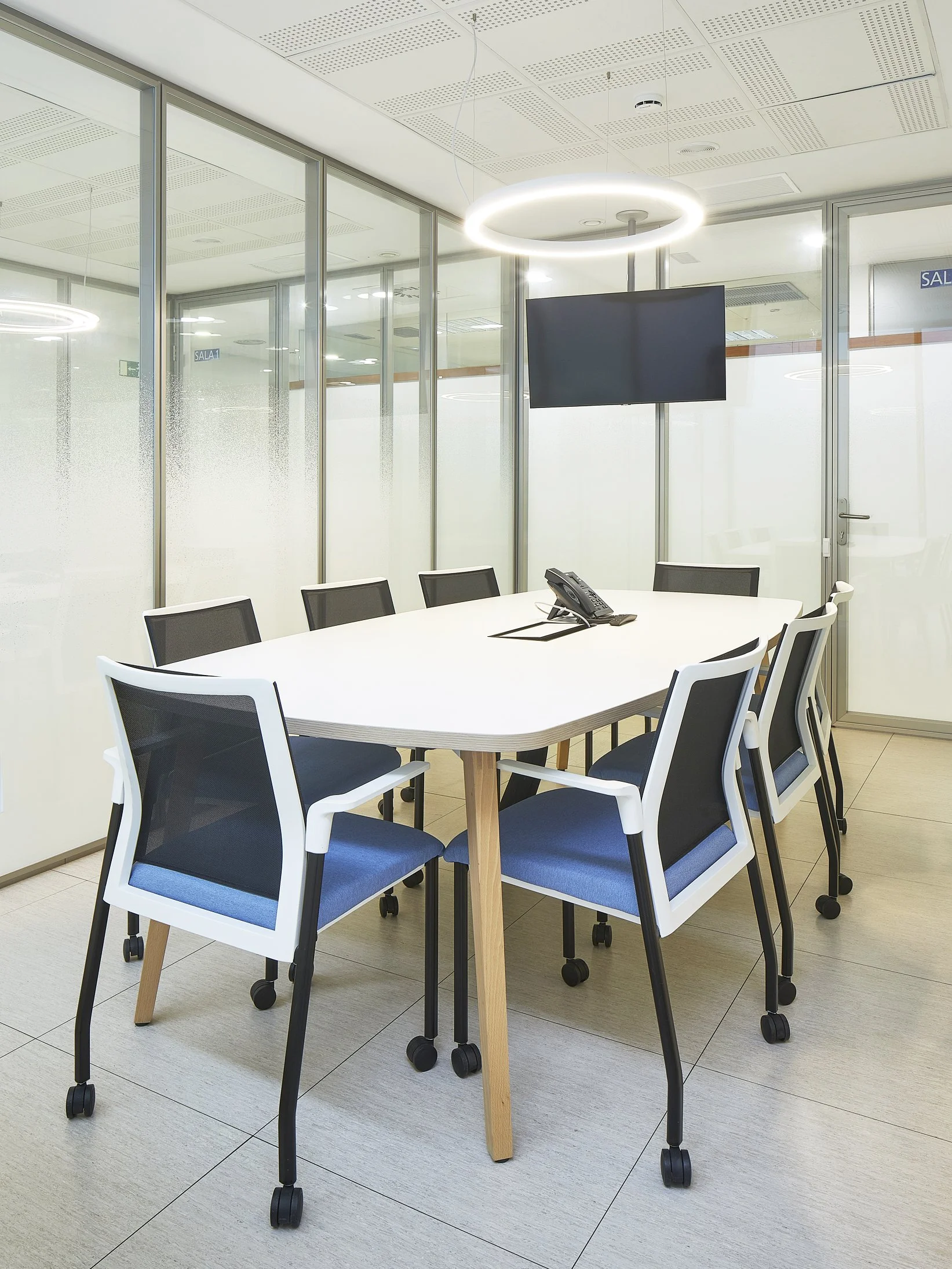 despatx interior 2.jpg