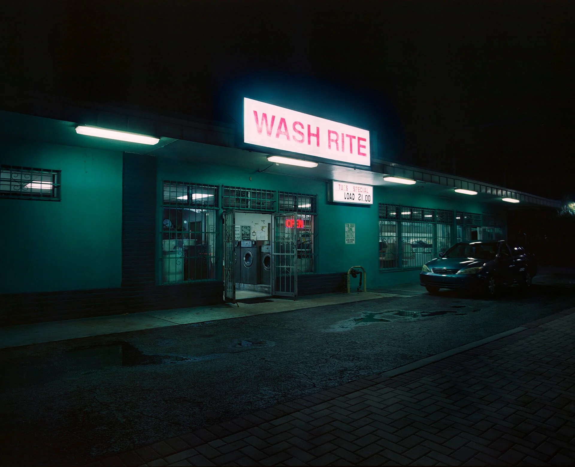 5.-The-Launderette.-West-Palm-Beach.-2015_1920.jpg