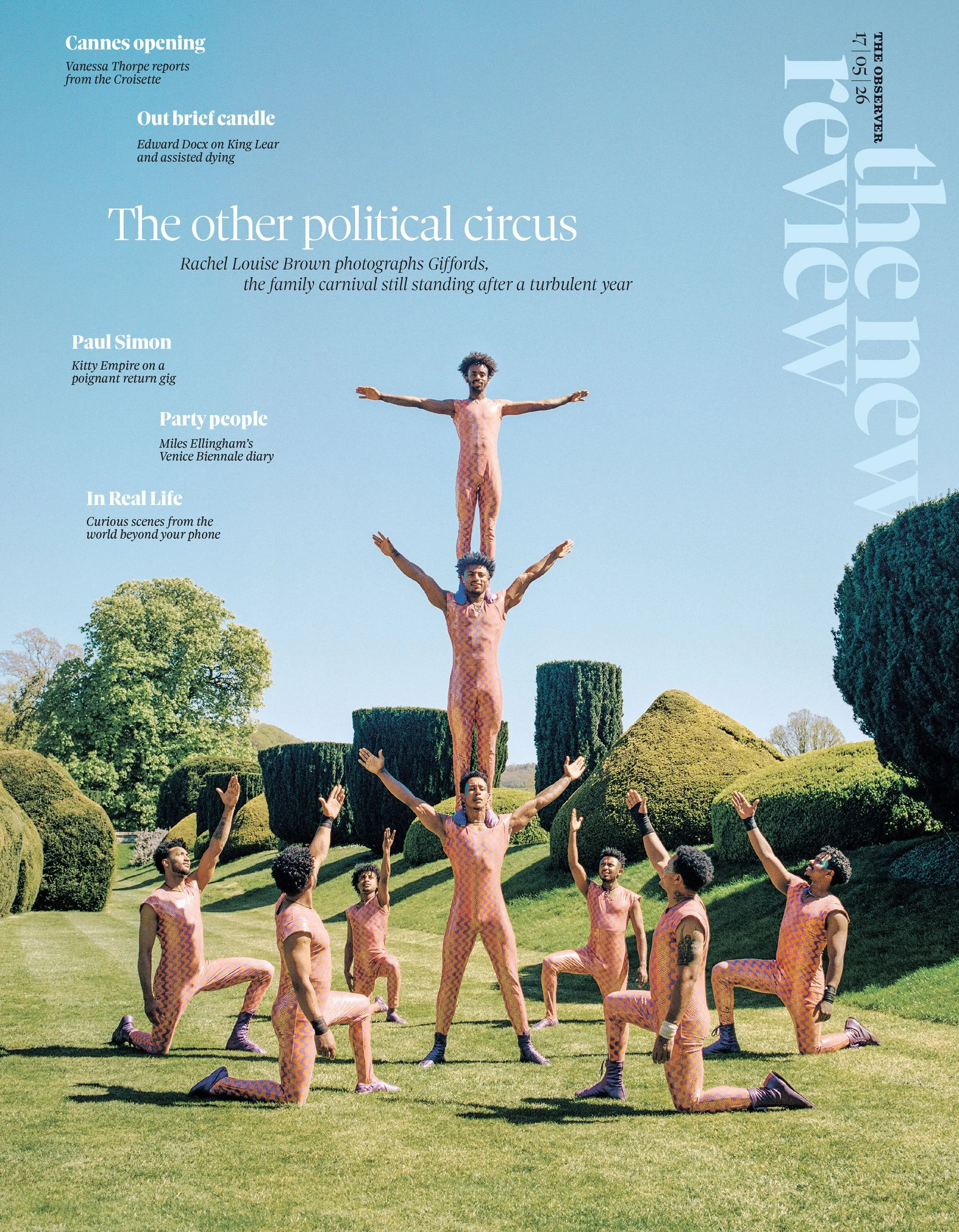 Observer New Review x Giffords Circus